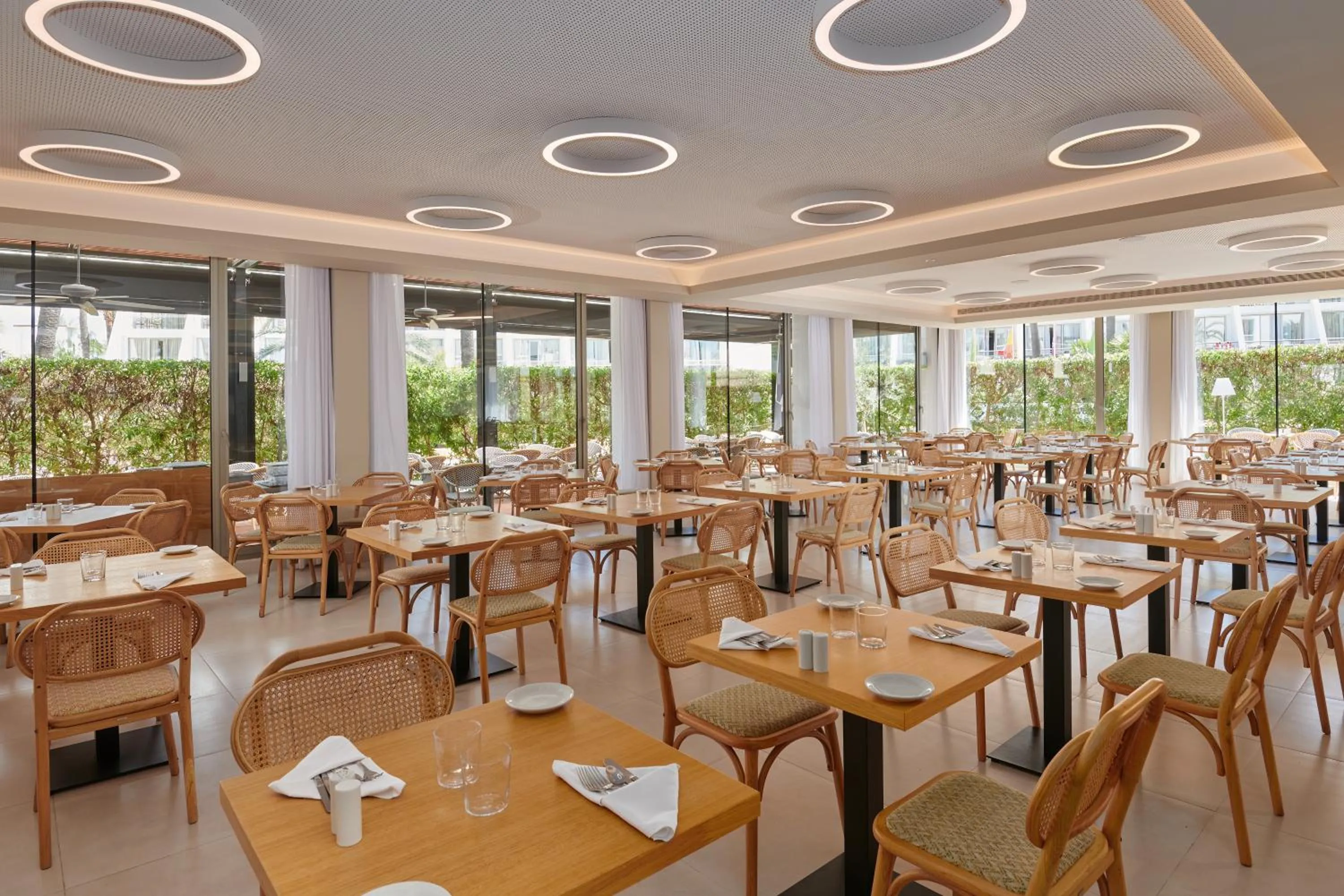 Restaurant/places to eat in Protur Sa Coma Playa Hotel & Spa