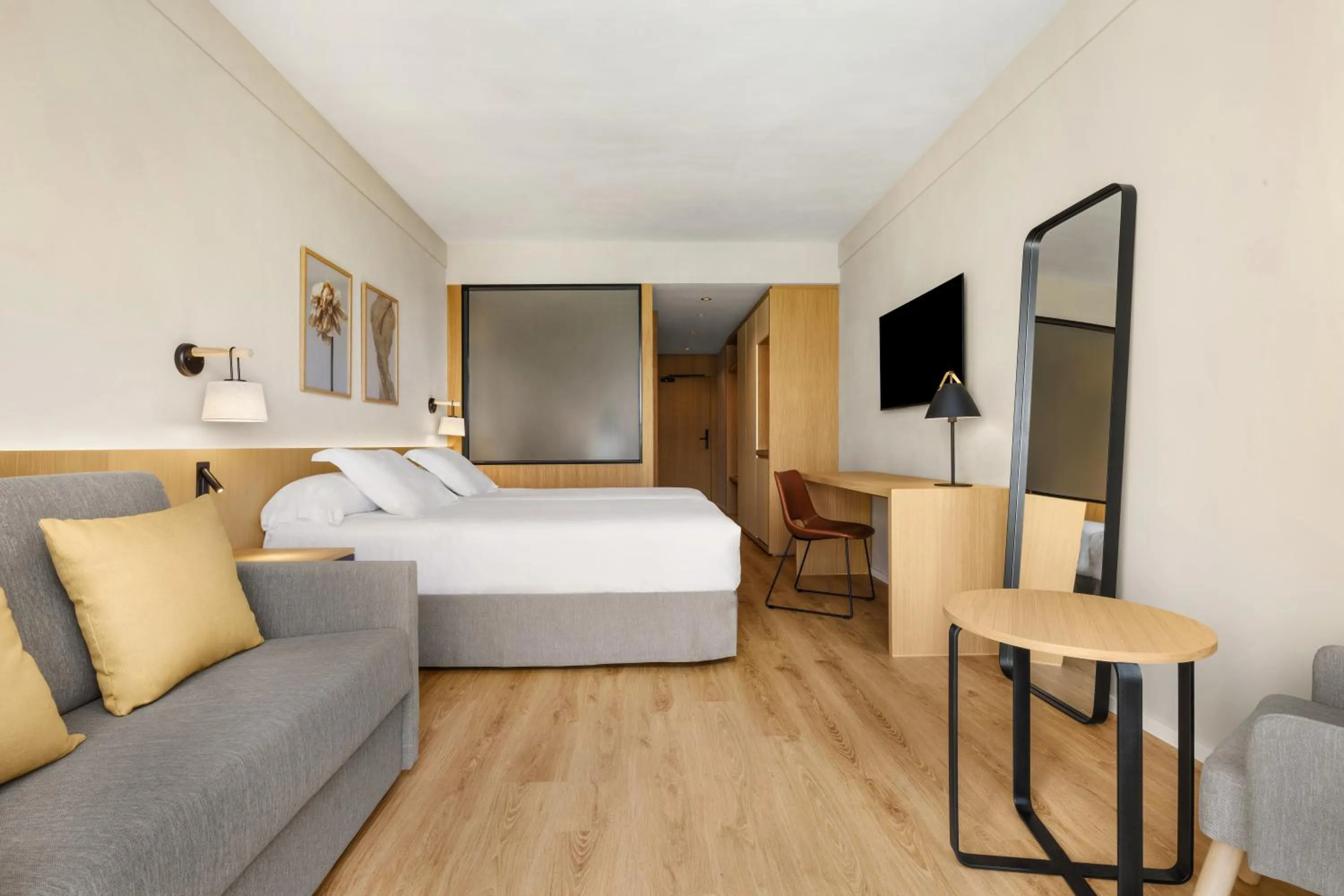 Bedroom, Bed in Protur Sa Coma Playa Hotel & Spa