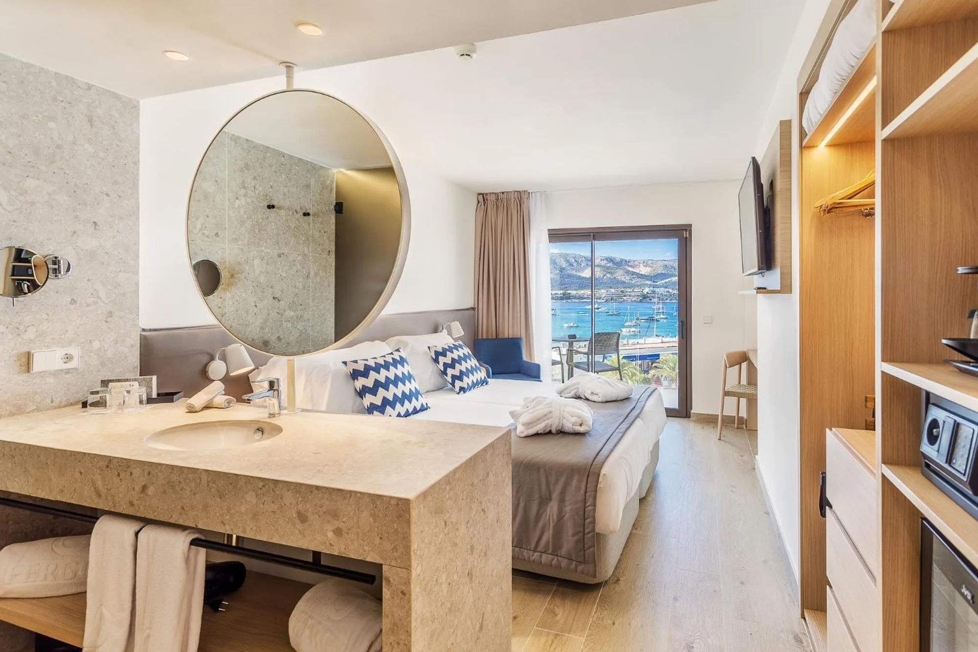 Photo of the whole room in FERGUS Style Tobago - Adults Only