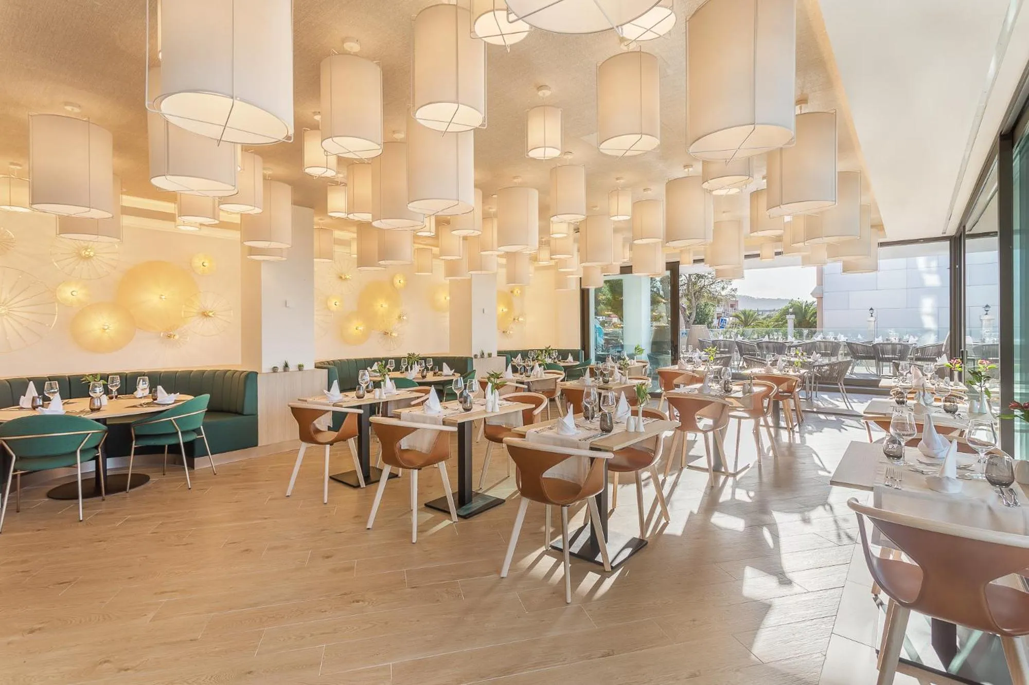 Restaurant/places to eat in FERGUS Style Tobago - Adults Only