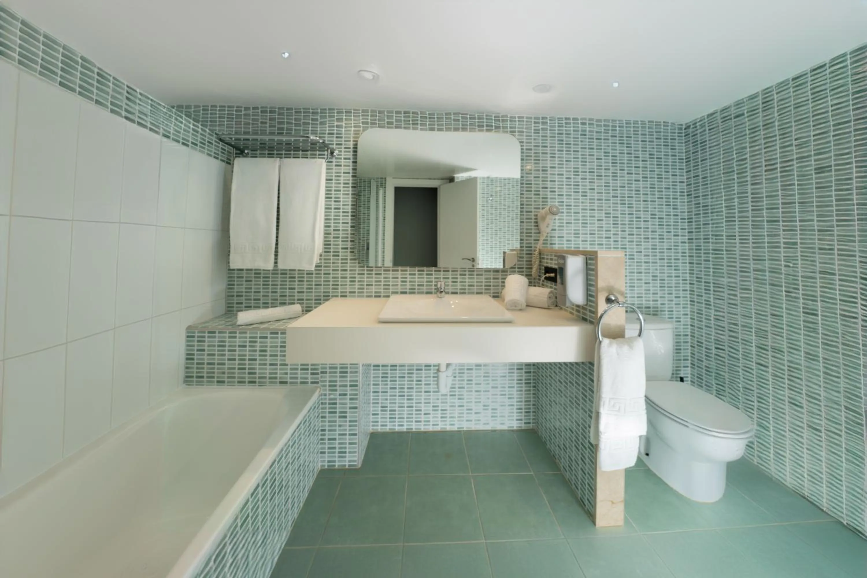 Bathroom in Hotel Calimera Fido Gardens