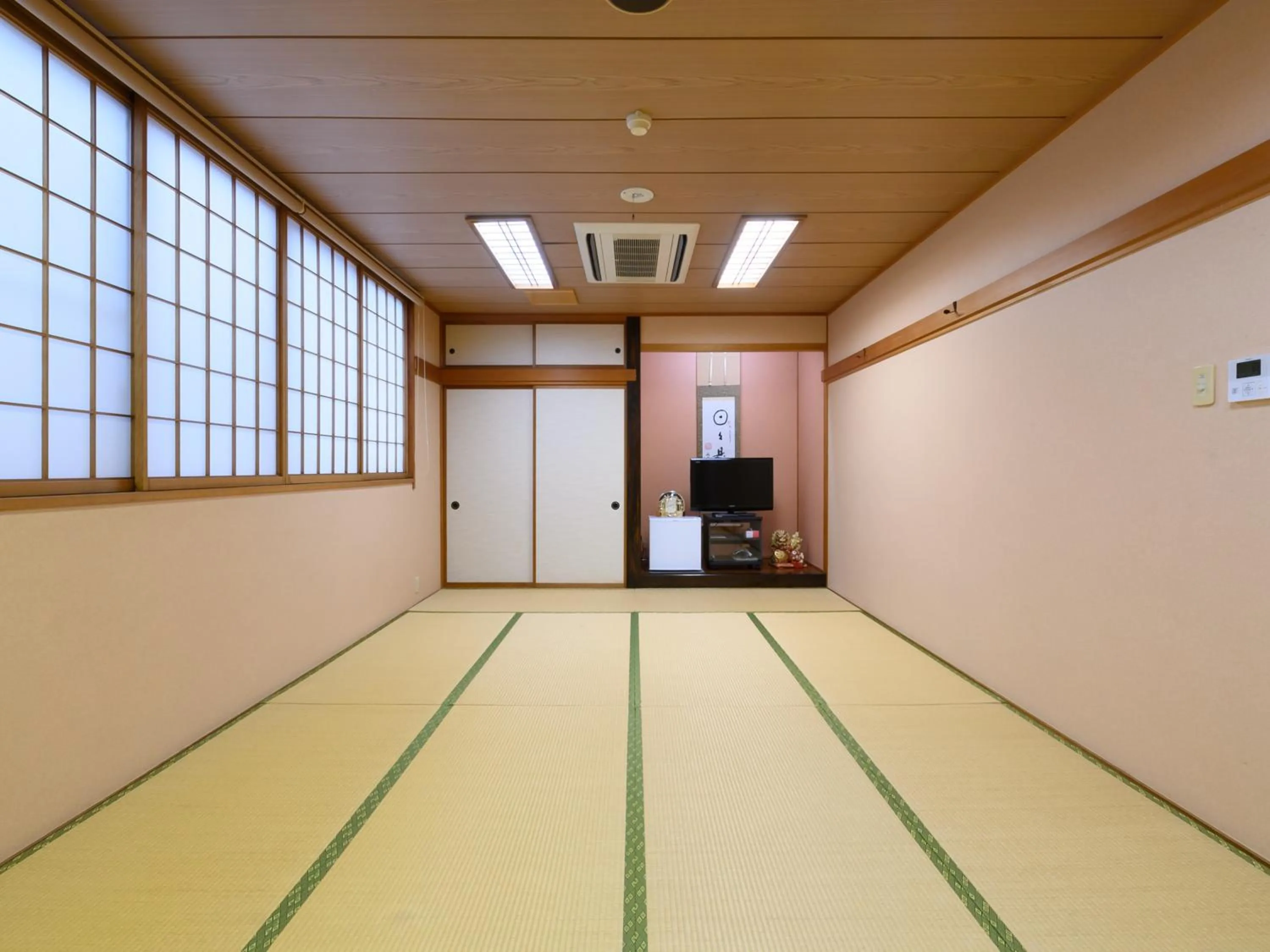 Photo of the whole room in Tabist Business Ryokan Hotel Yukimiso