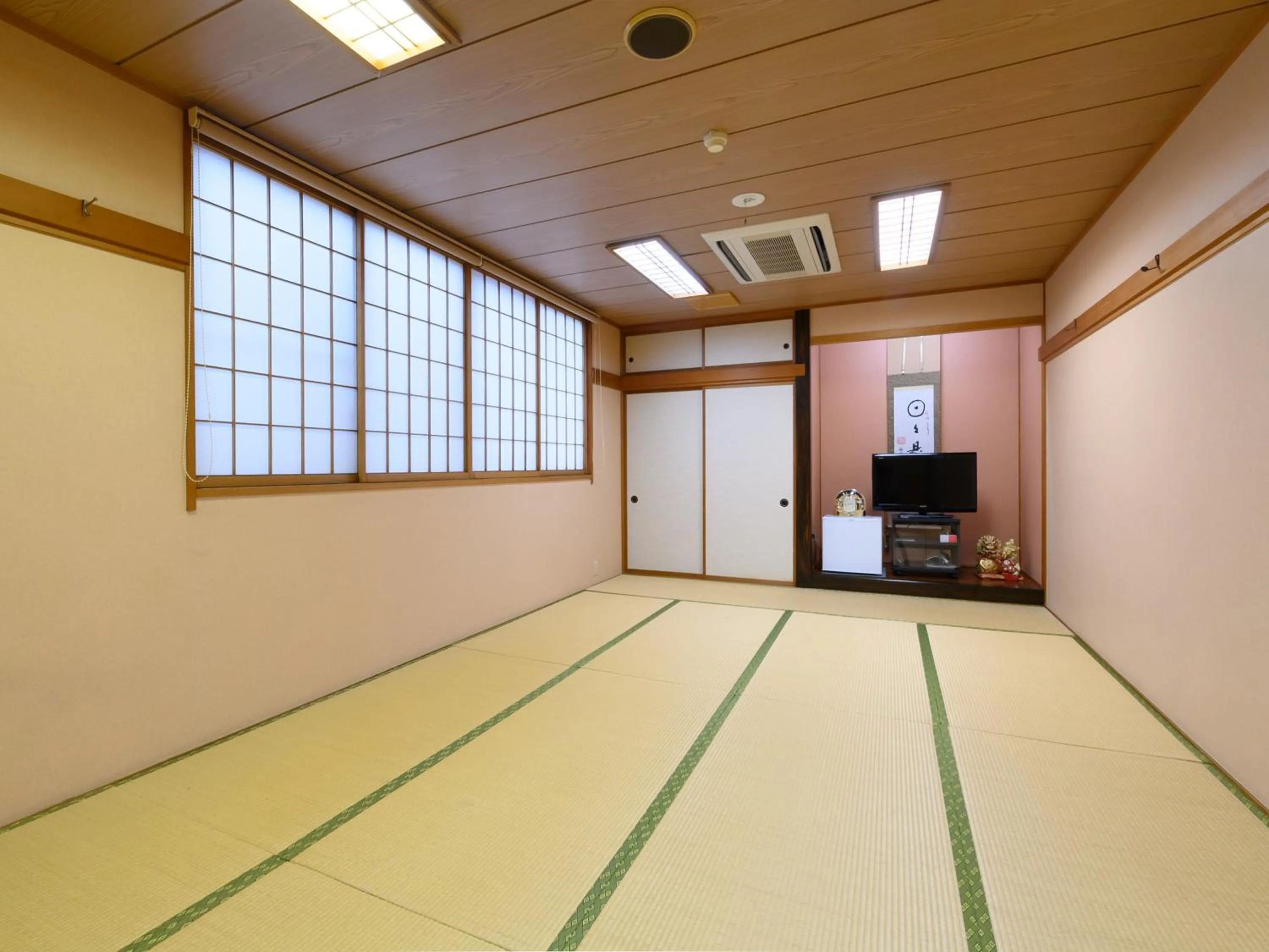 Photo of the whole room in Tabist Business Ryokan Hotel Yukimiso