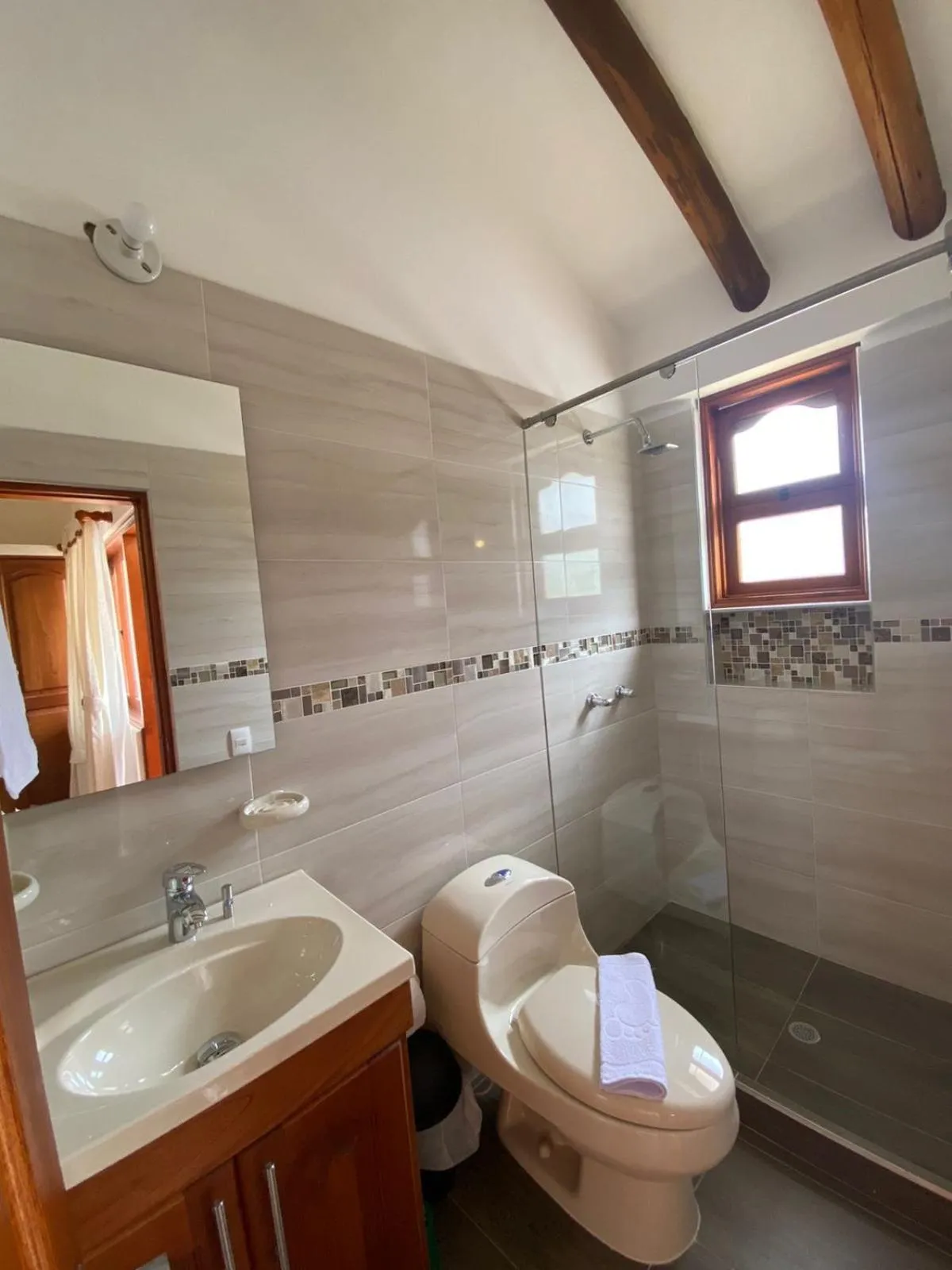 Shower in Hotel las Palmas