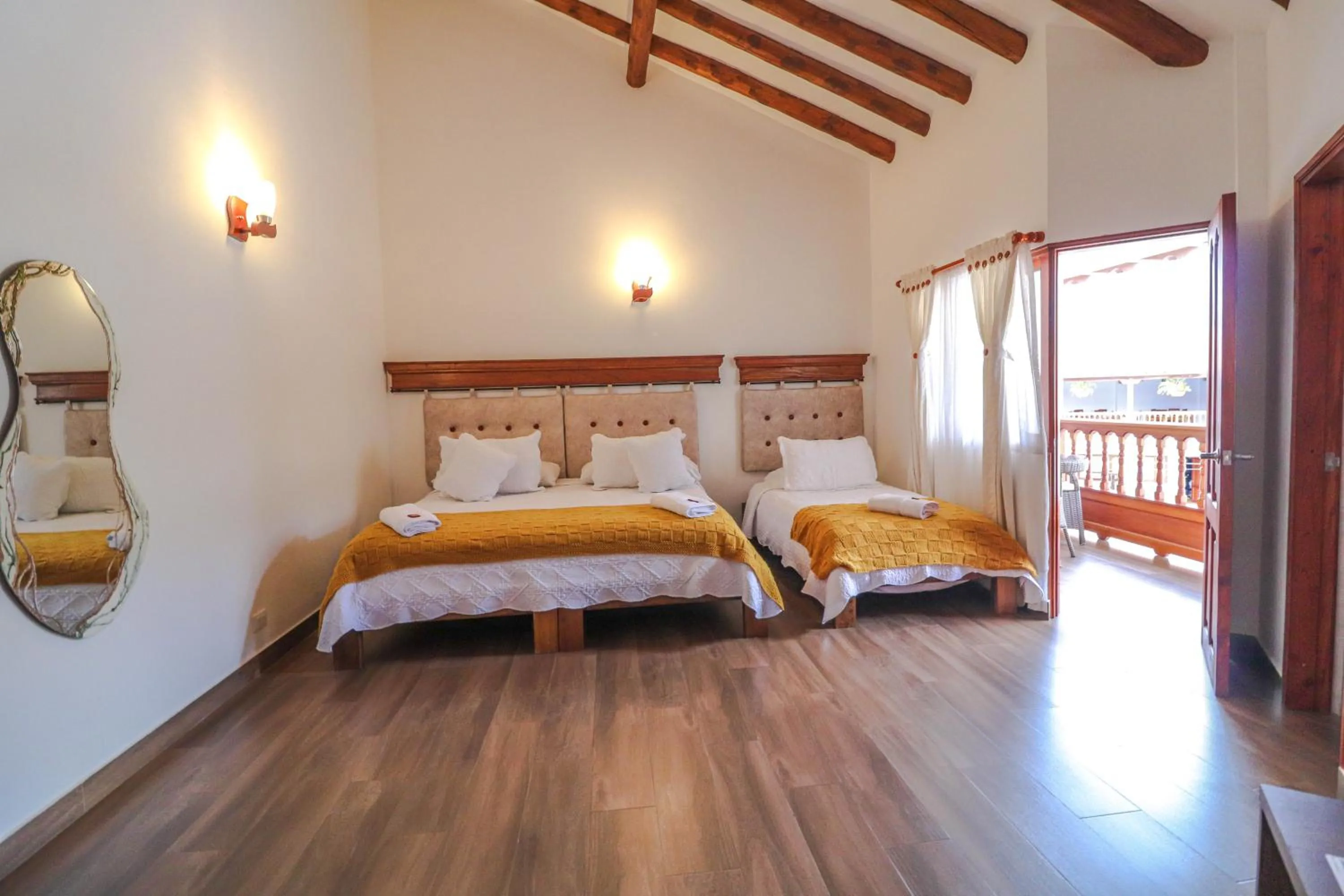 Photo of the whole room, Bed in Hotel las Palmas