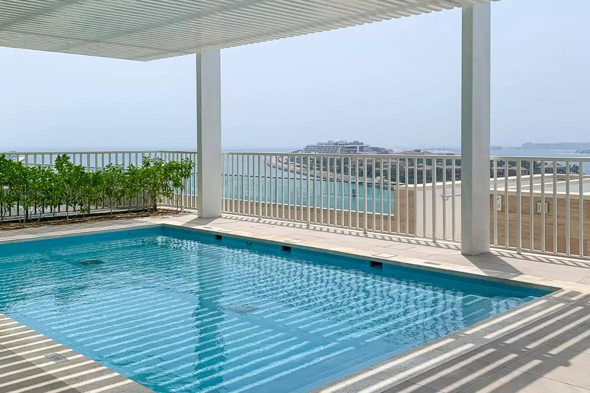 Other in Frank Porter - Beach Vista Tower 2