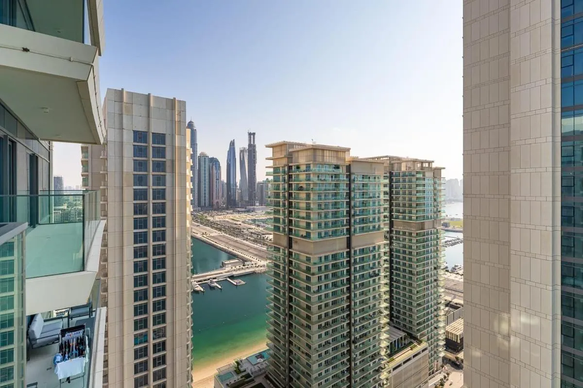 Sea view in Frank Porter - Beach Vista Tower 2