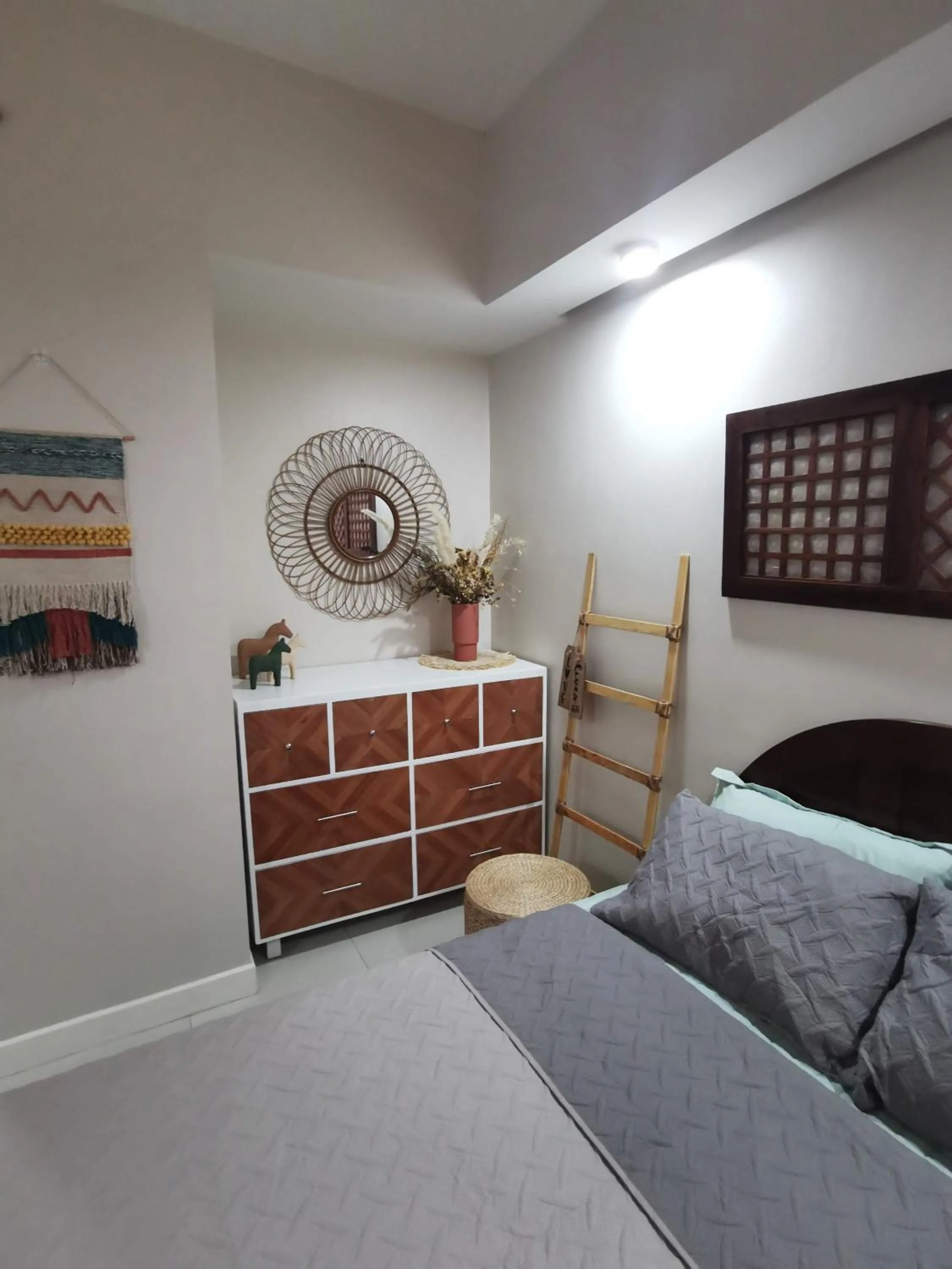 Bed in Baseline Premier - Studio with mountain view