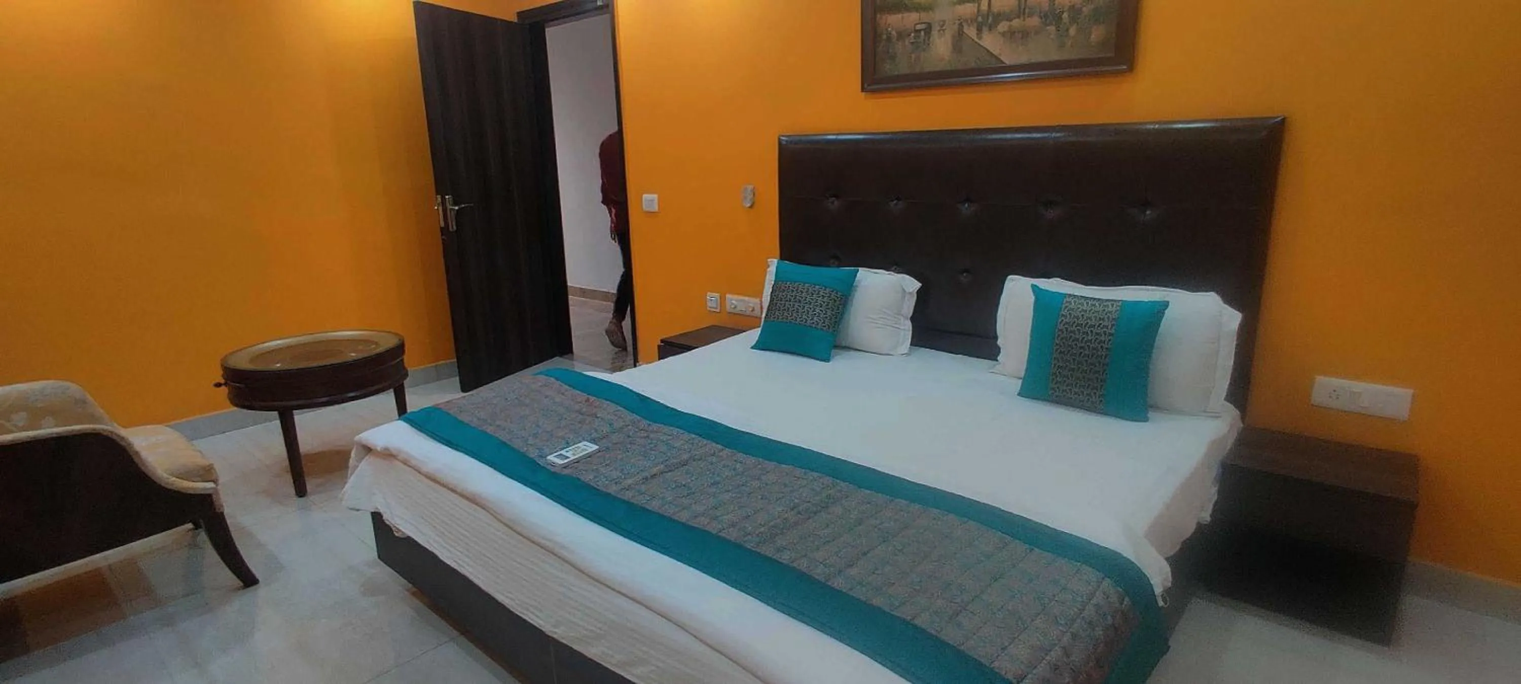 Bedroom, Bed in Hotel O Golden King