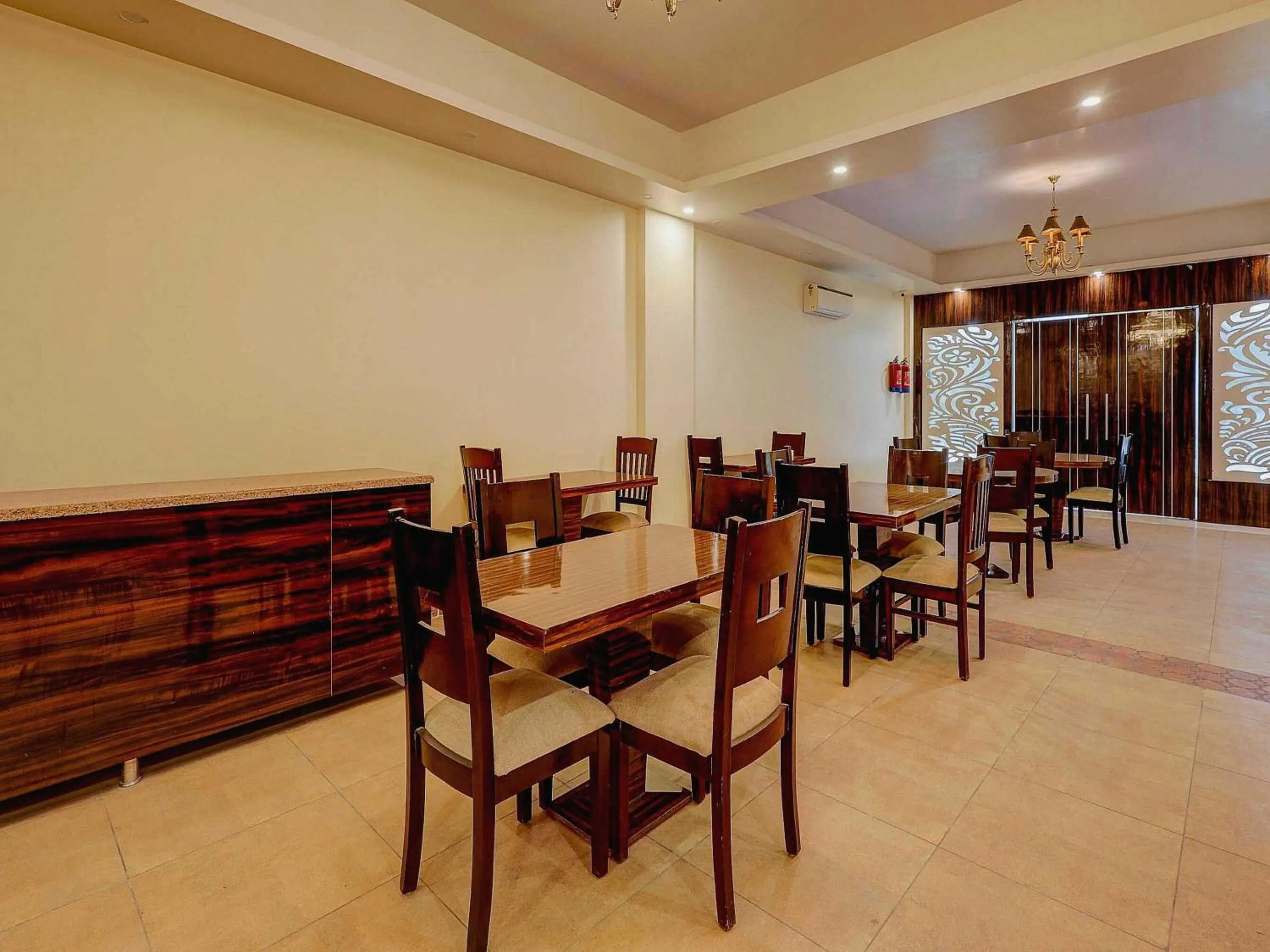 Lobby or reception in Hotel O Golden King