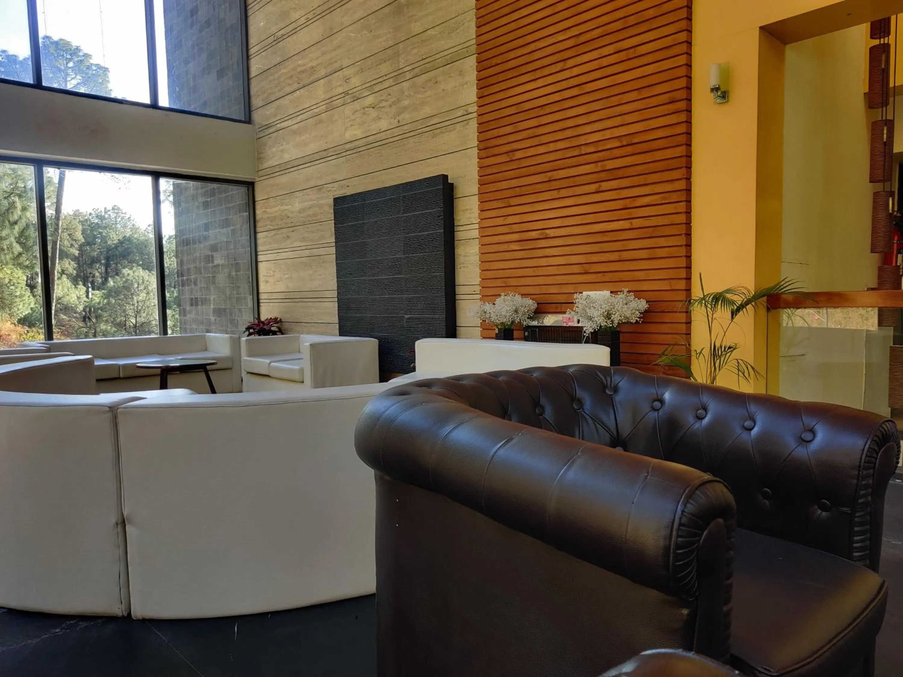 Wood Creek Resort & Spa Kasauli