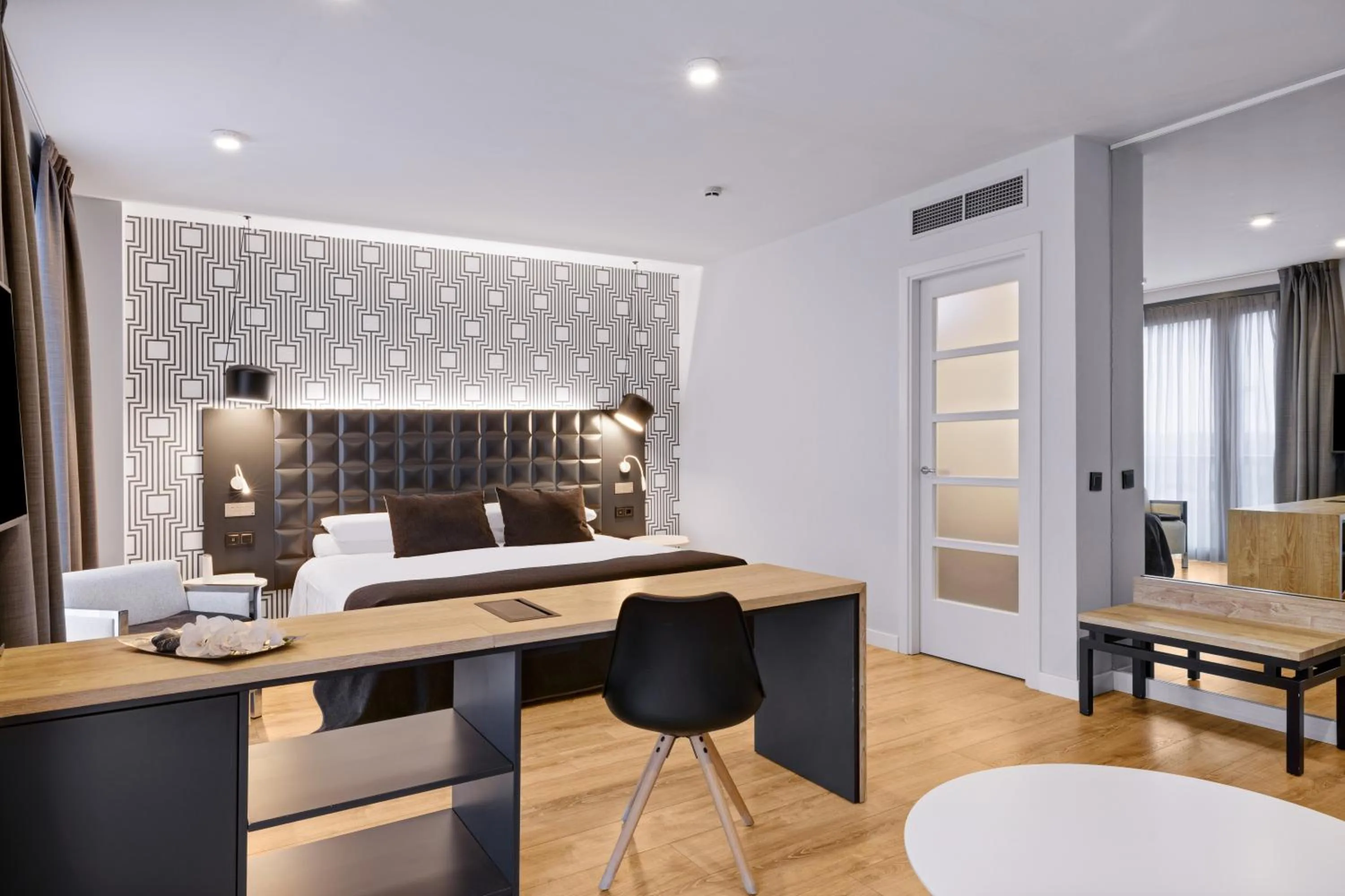 Bedroom in B&B HOTEL Tarragona Valls