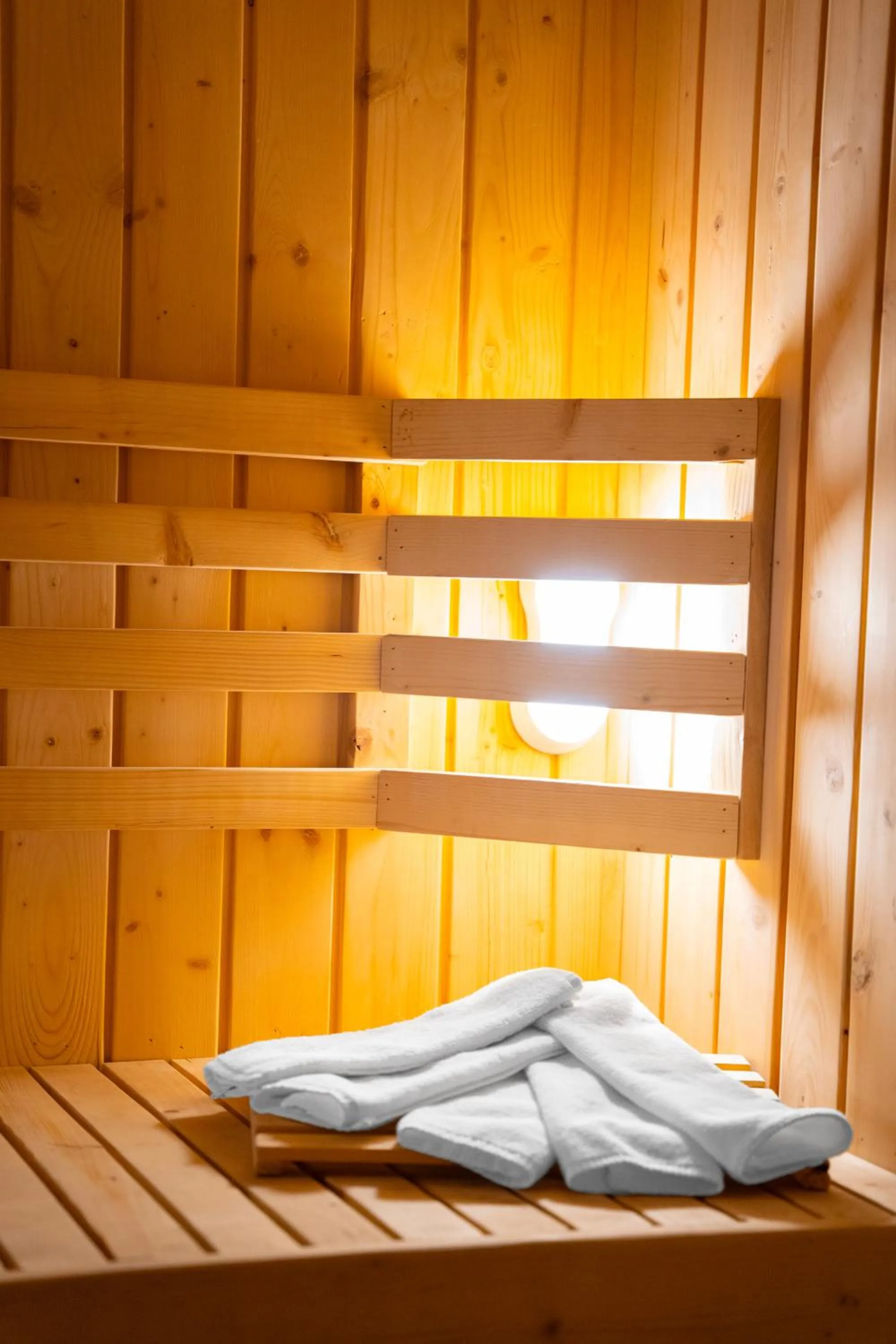 Sauna, Bed in Shaheen Hotel Baghdad