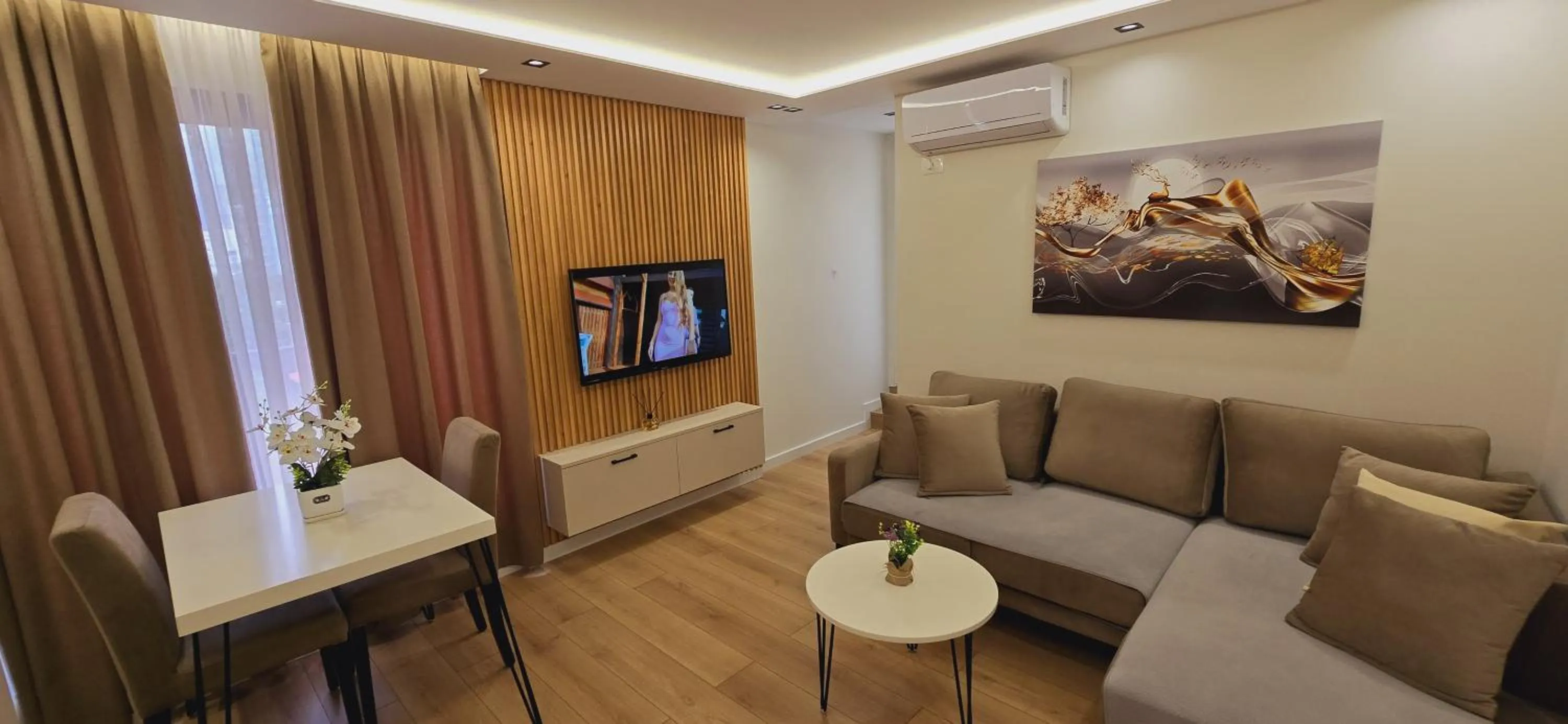 TV and multimedia in Arkle Apartments 2