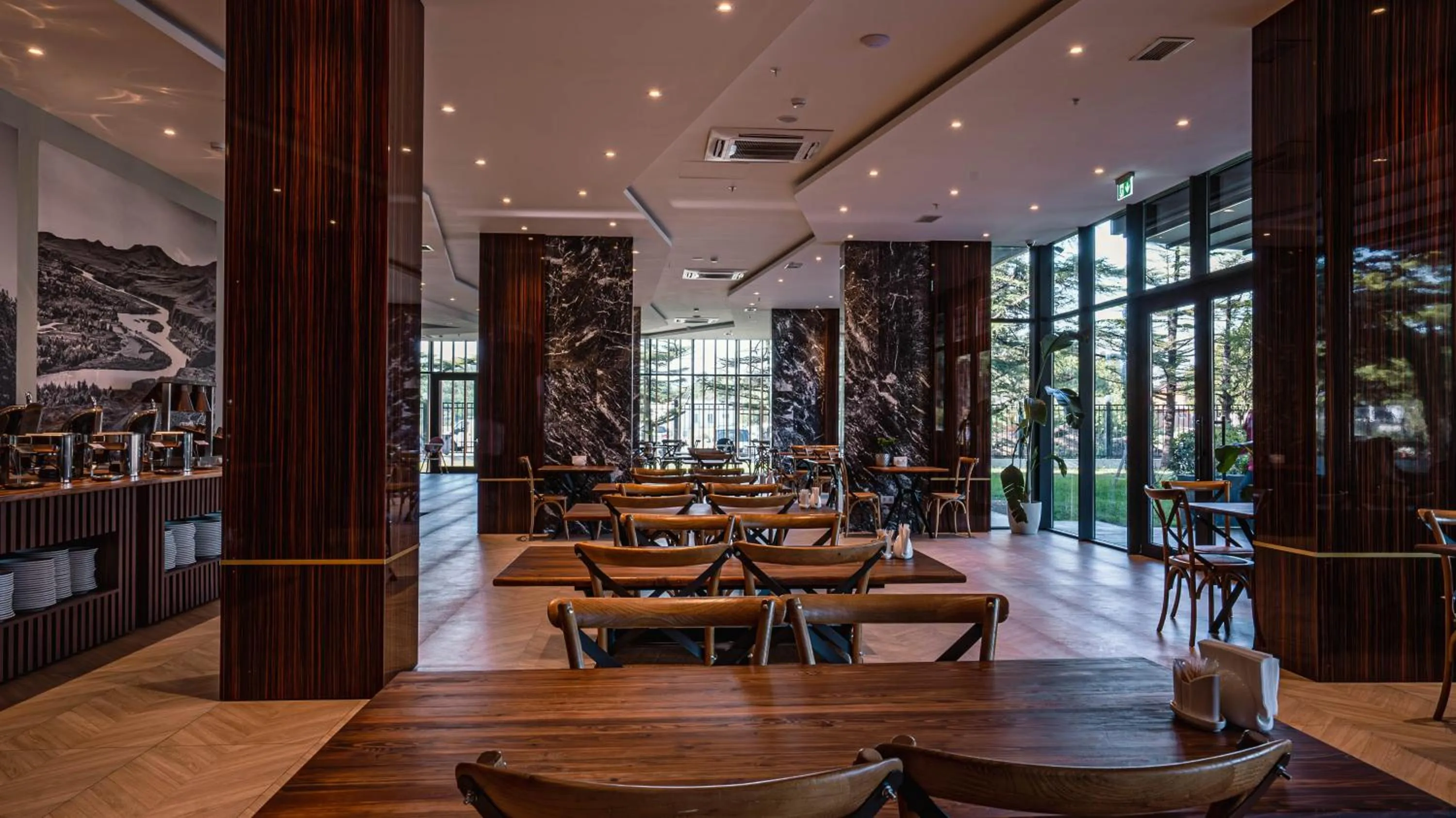 Restaurant/places to eat in Gori Inn