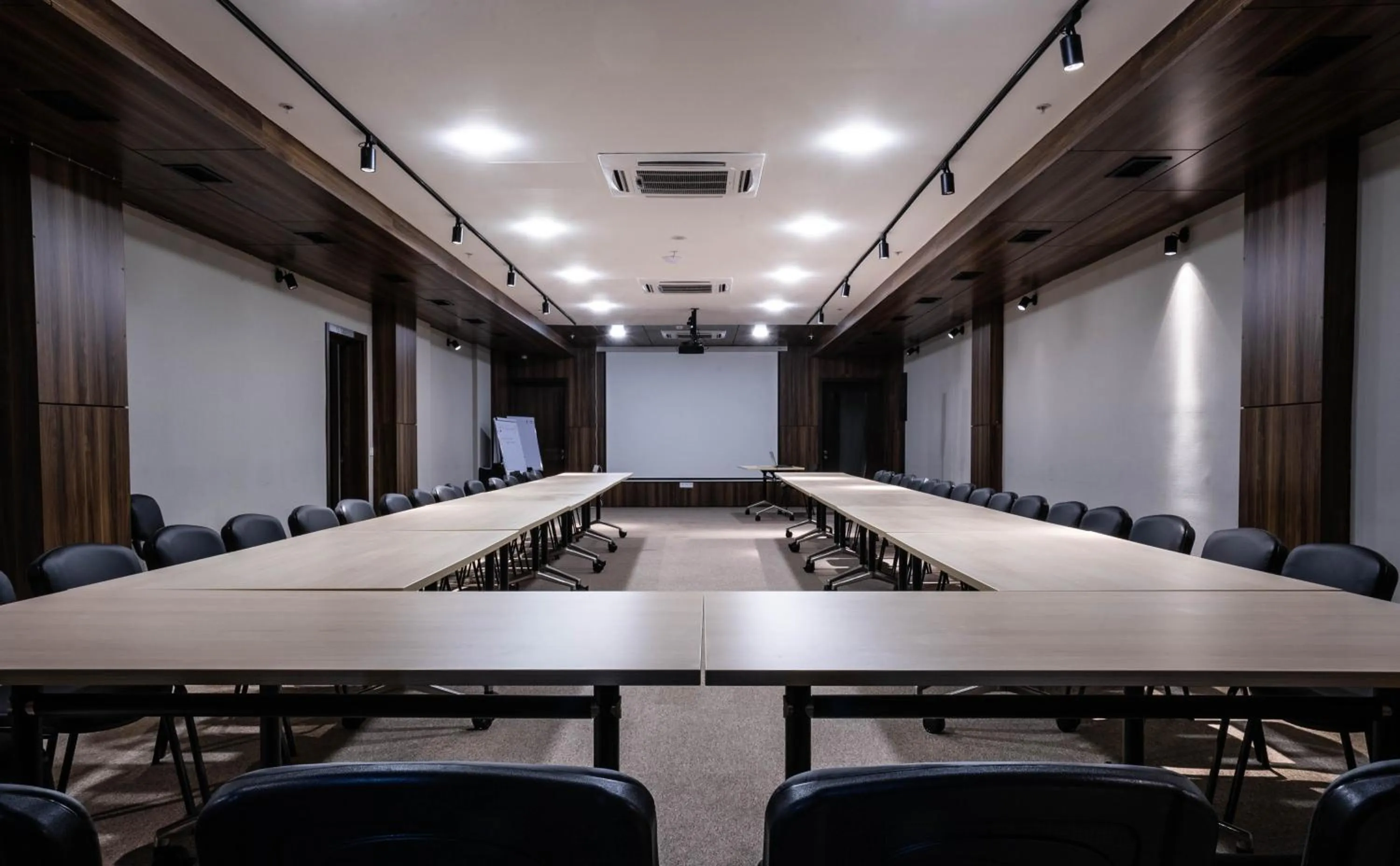 Meeting/conference room in Gori Inn