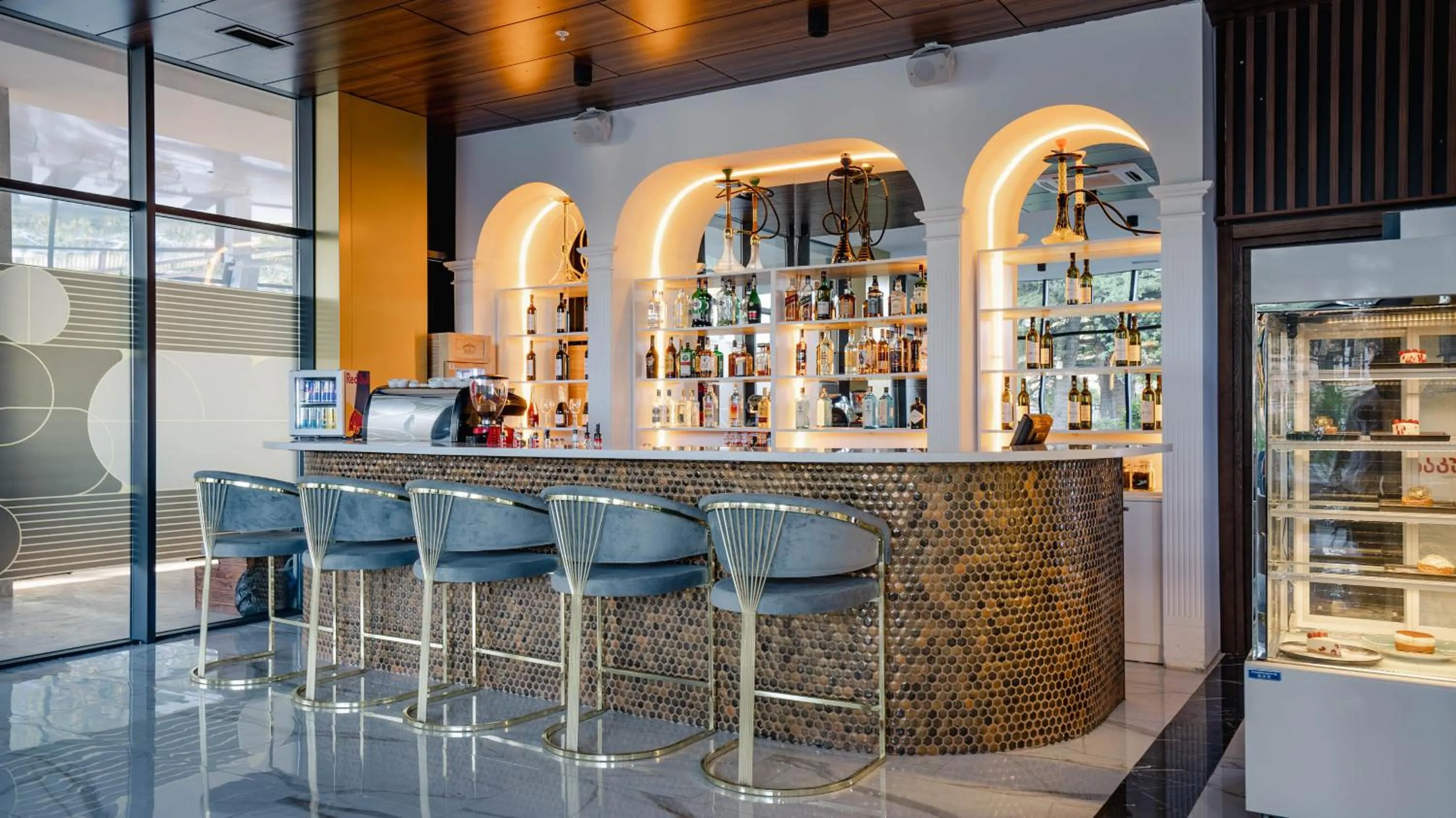 Lounge or bar in Gori Inn