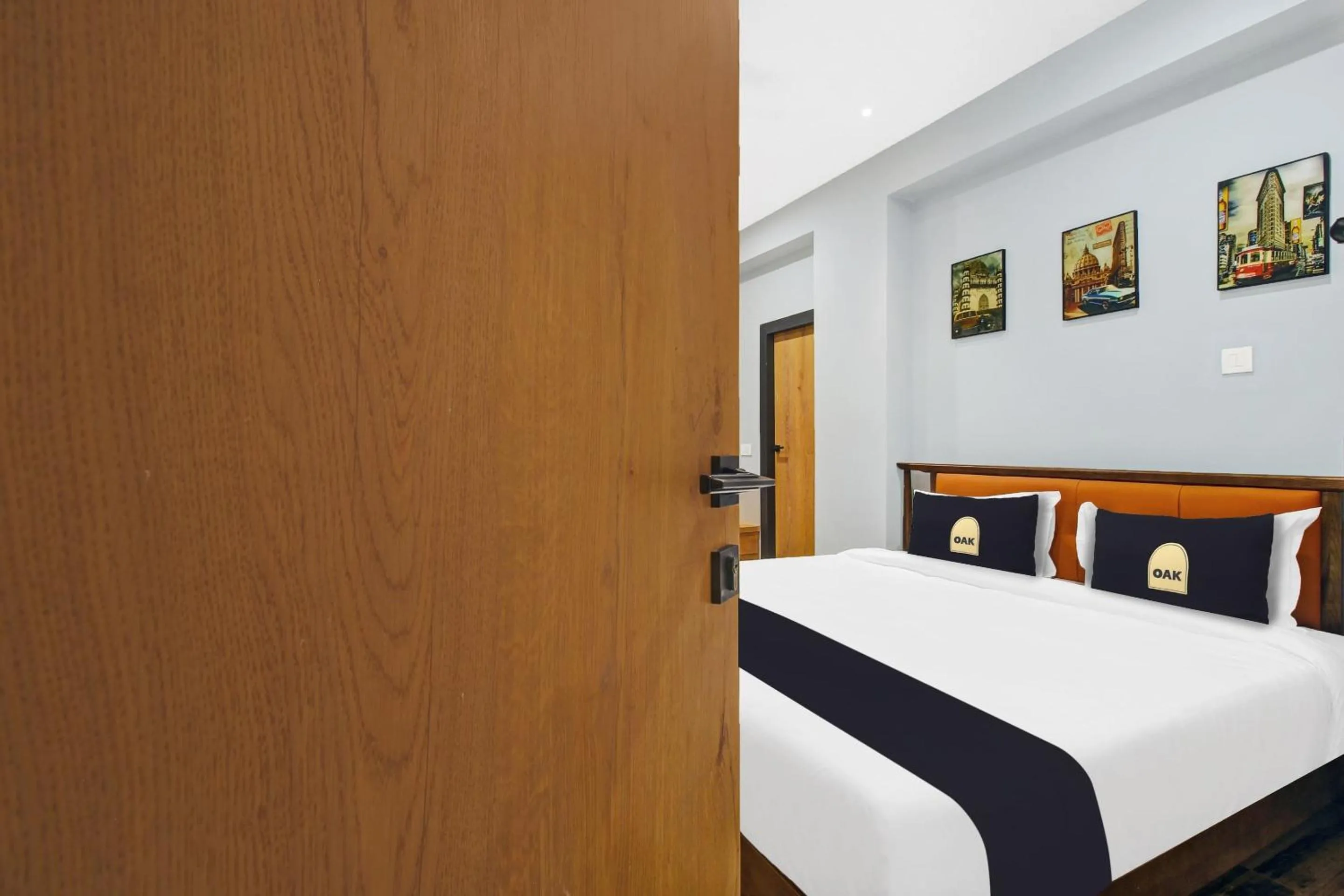 Bedroom, Bed in Super Townhouse OAK Hitec City Near Image Hospital