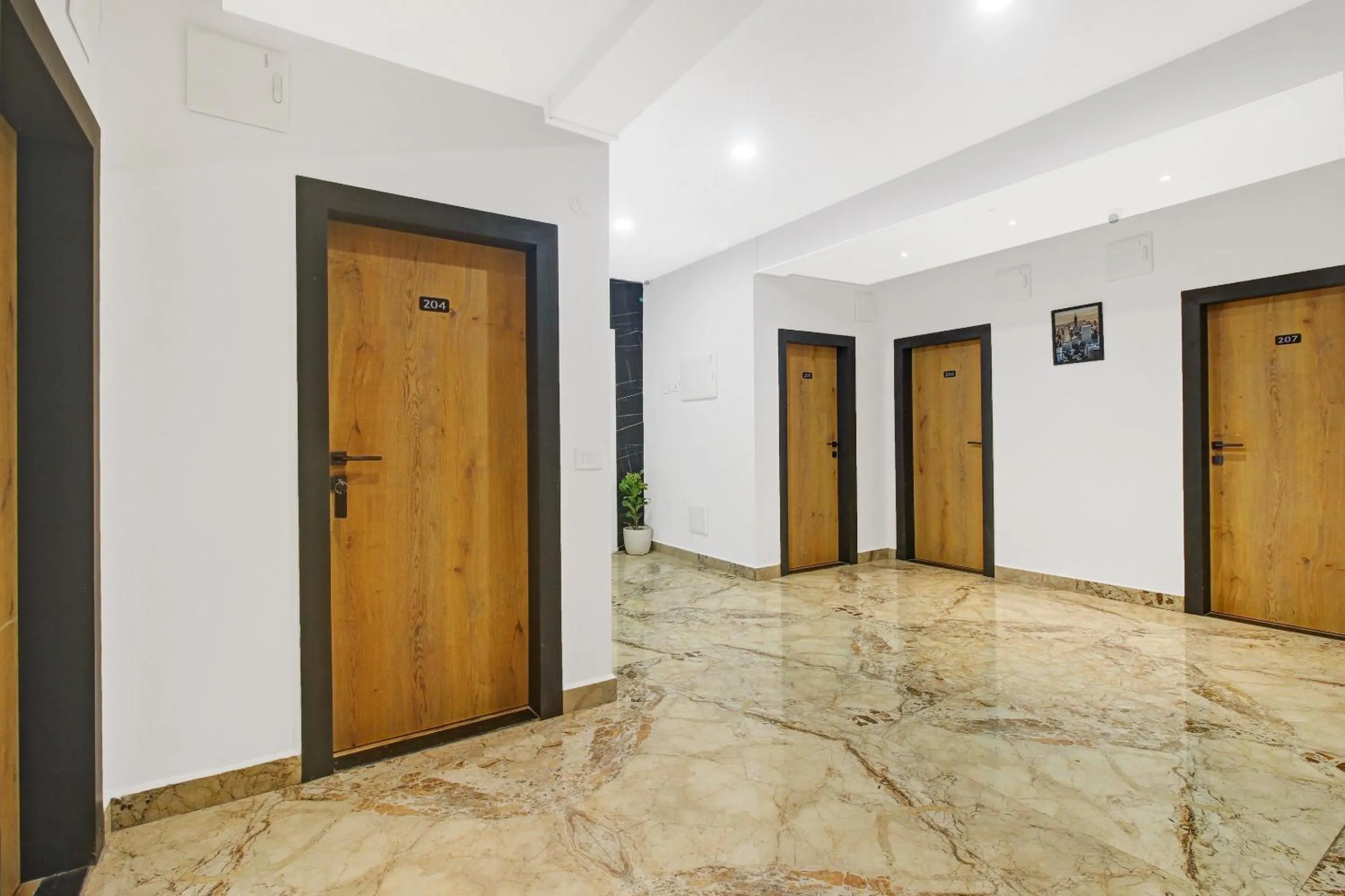Lobby or reception in Super Townhouse OAK Hitec City Near Image Hospital