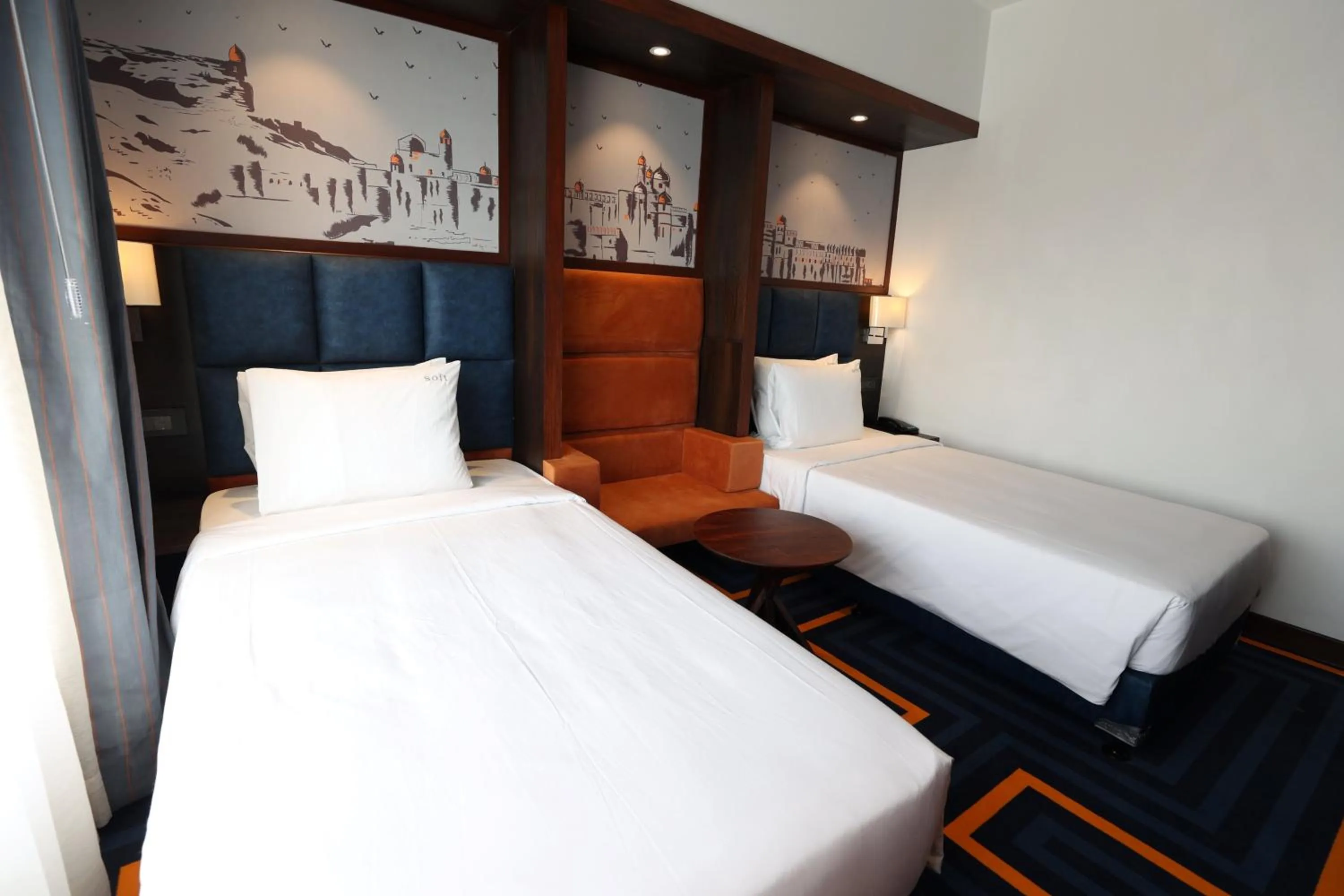 Photo of the whole room, Bed in Holiday Inn Express & Suites Jaipur Gopalpura by IHG