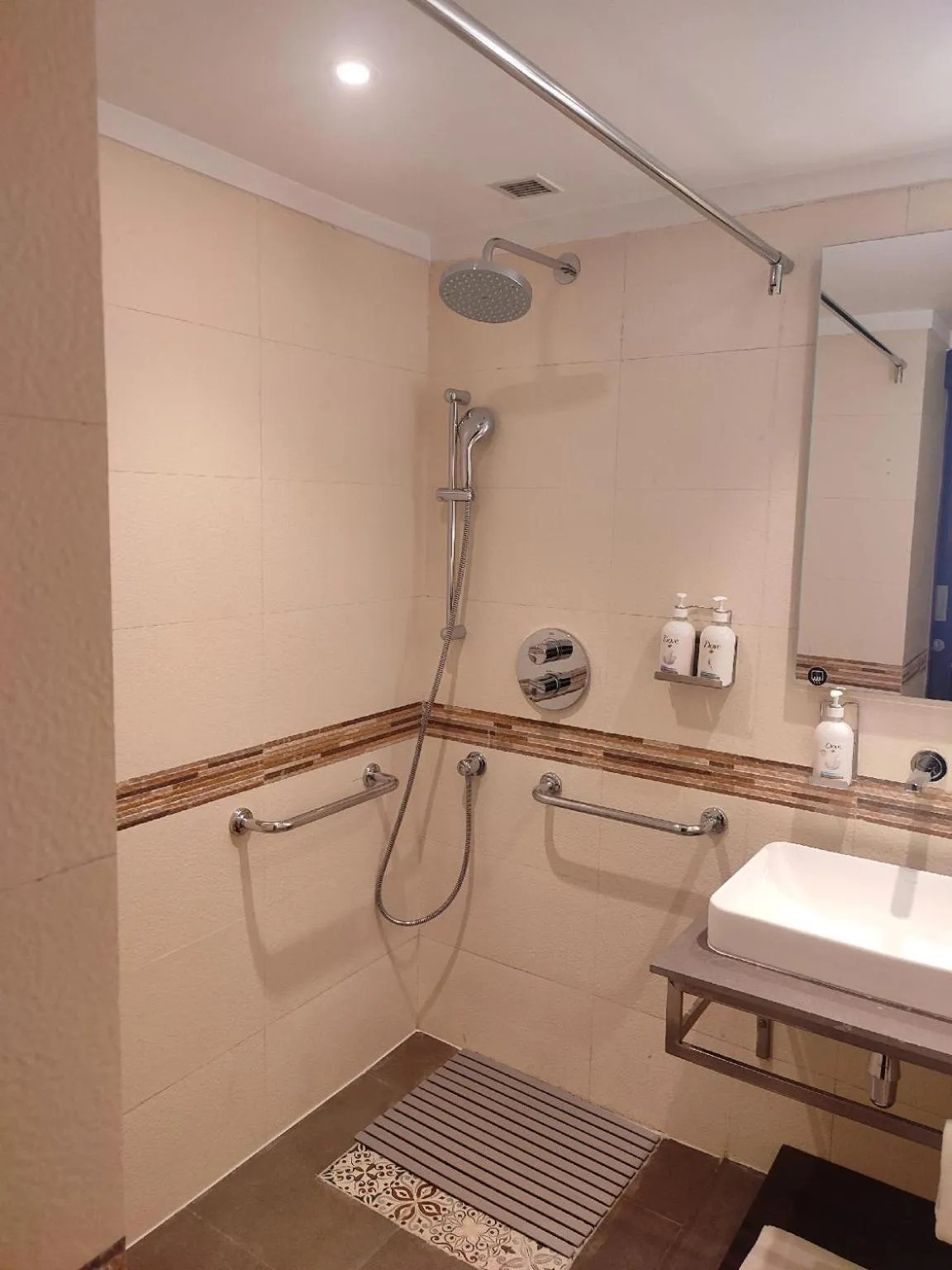 Facility for disabled guests in Holiday Inn Express & Suites Jaipur Gopalpura by IHG