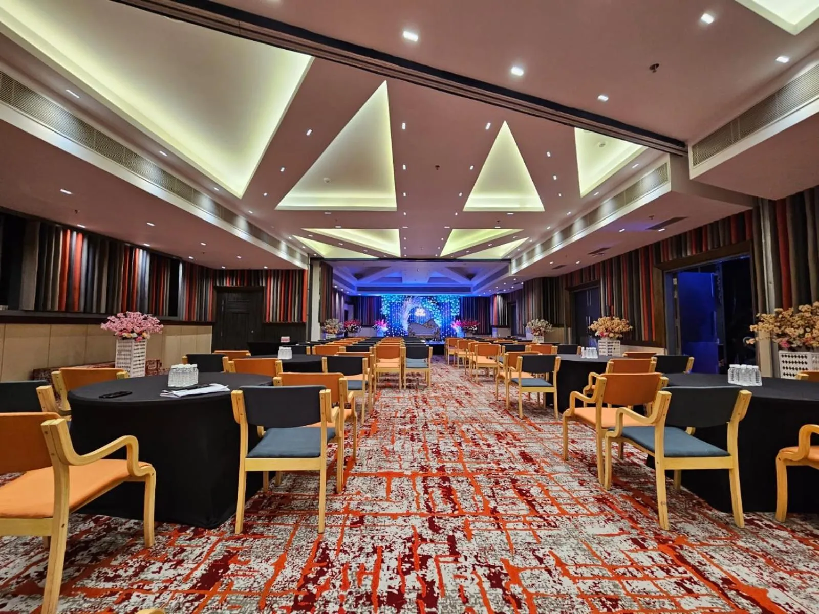 Banquet/Function facilities in Holiday Inn Express & Suites Jaipur Gopalpura by IHG