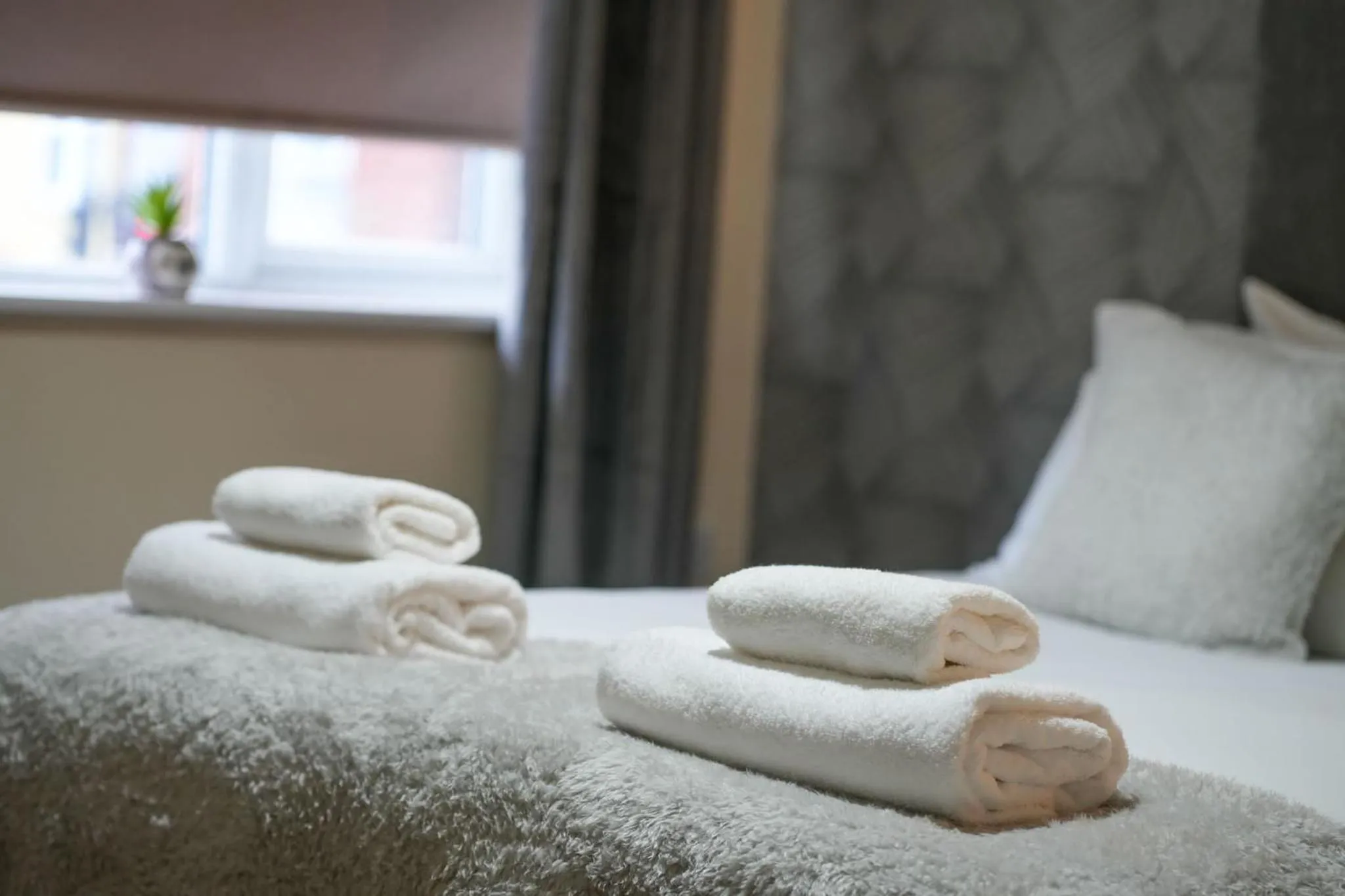 Bedroom, Bed in Baxter House