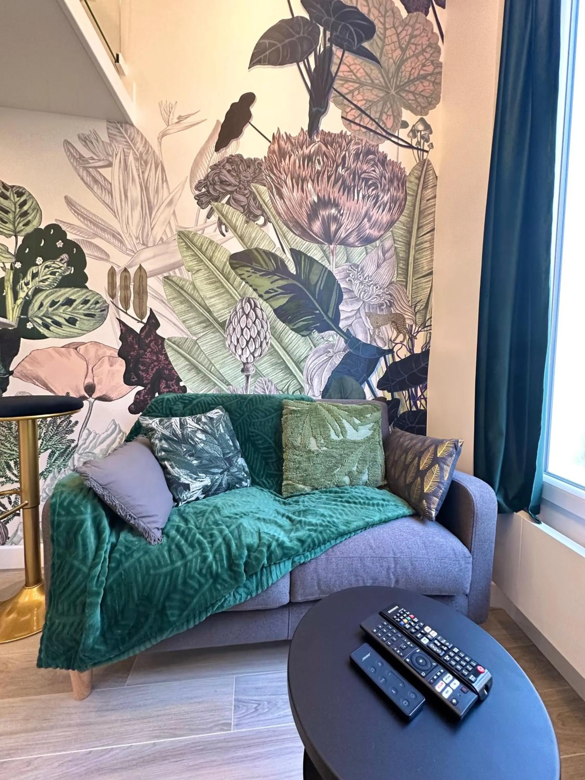 The GARDEN - cosy studio with AC in the very center of Paris