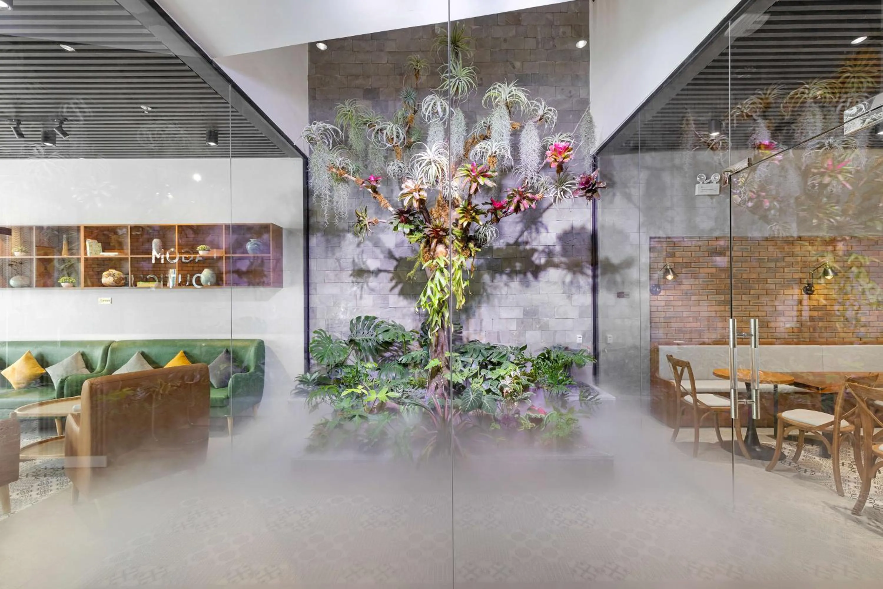 Property building in Lagom Boutique Hotel Da Nang