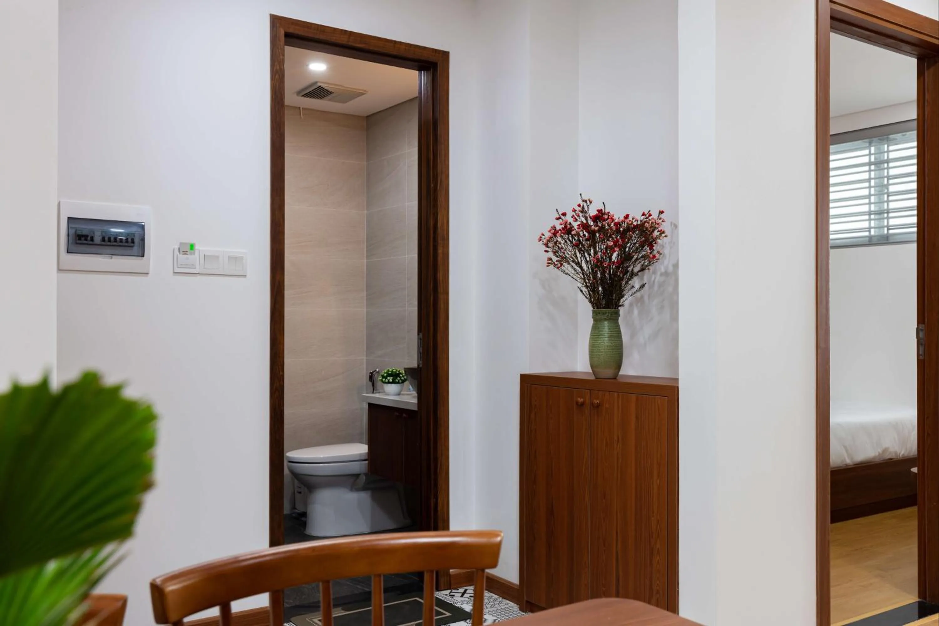 Shower, Bed in Lagom Boutique Hotel Da Nang