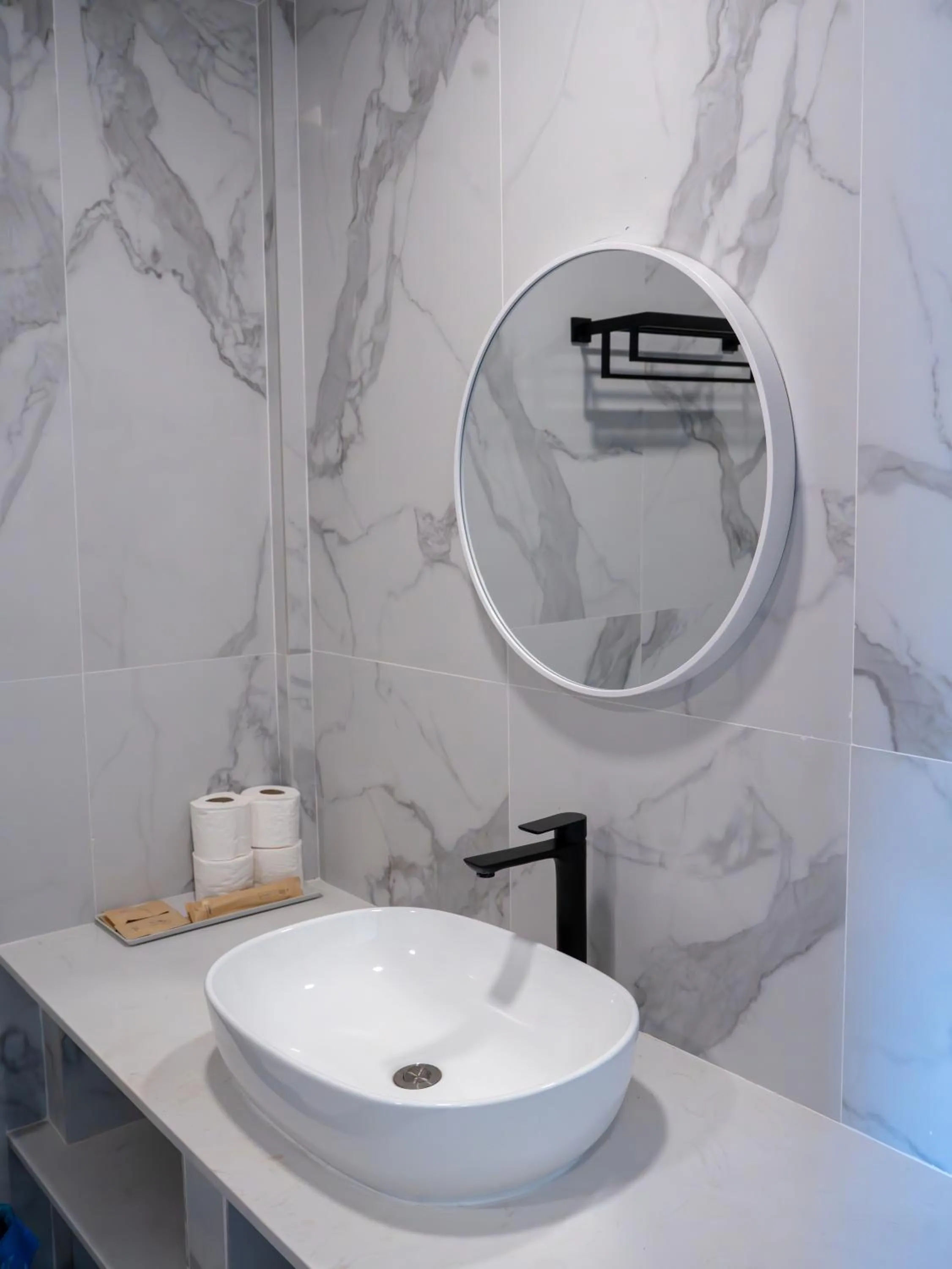 Bathroom in Ahola Thoddoo, Maldives