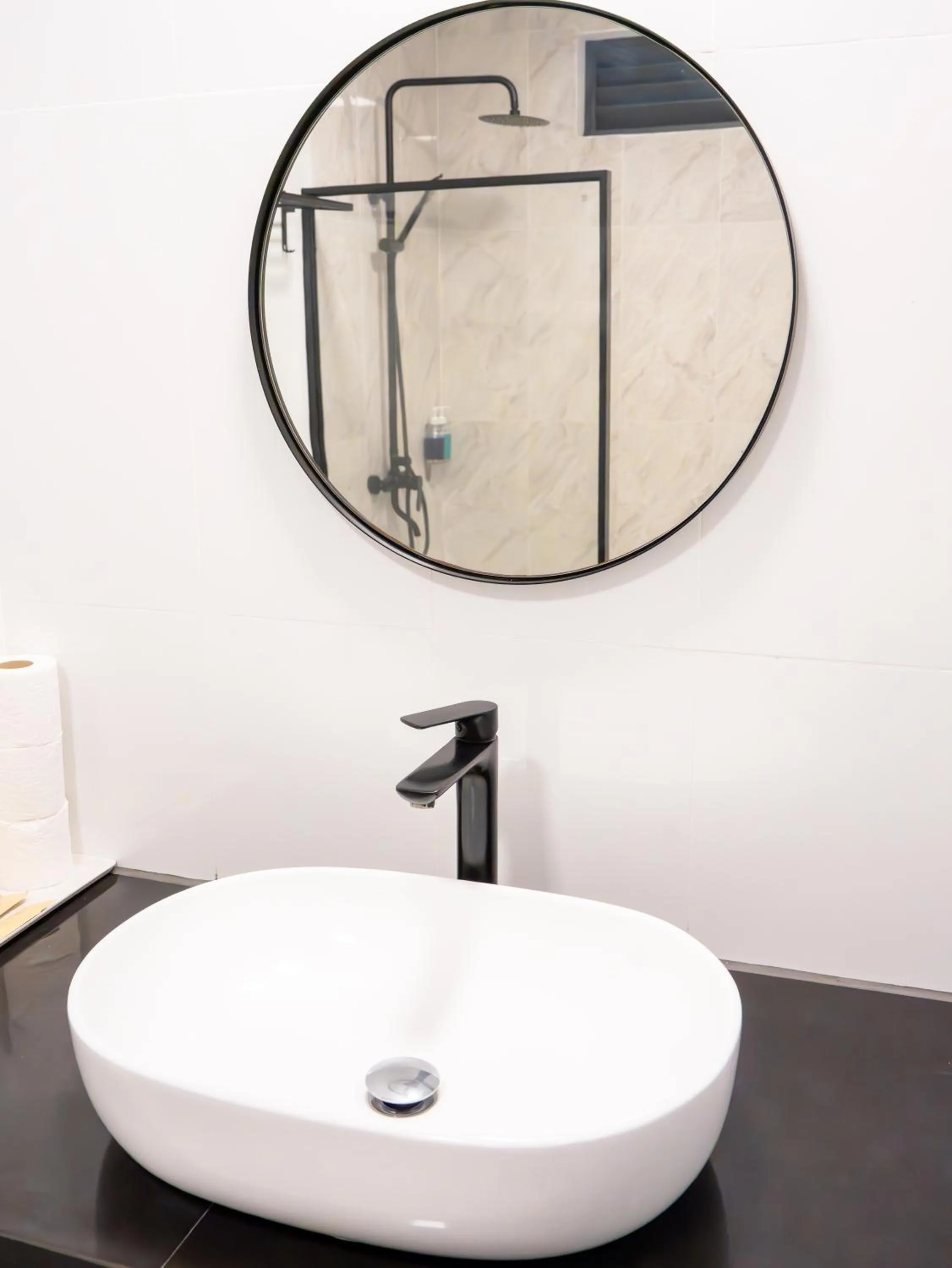 Bathroom in Ahola Thoddoo, Maldives