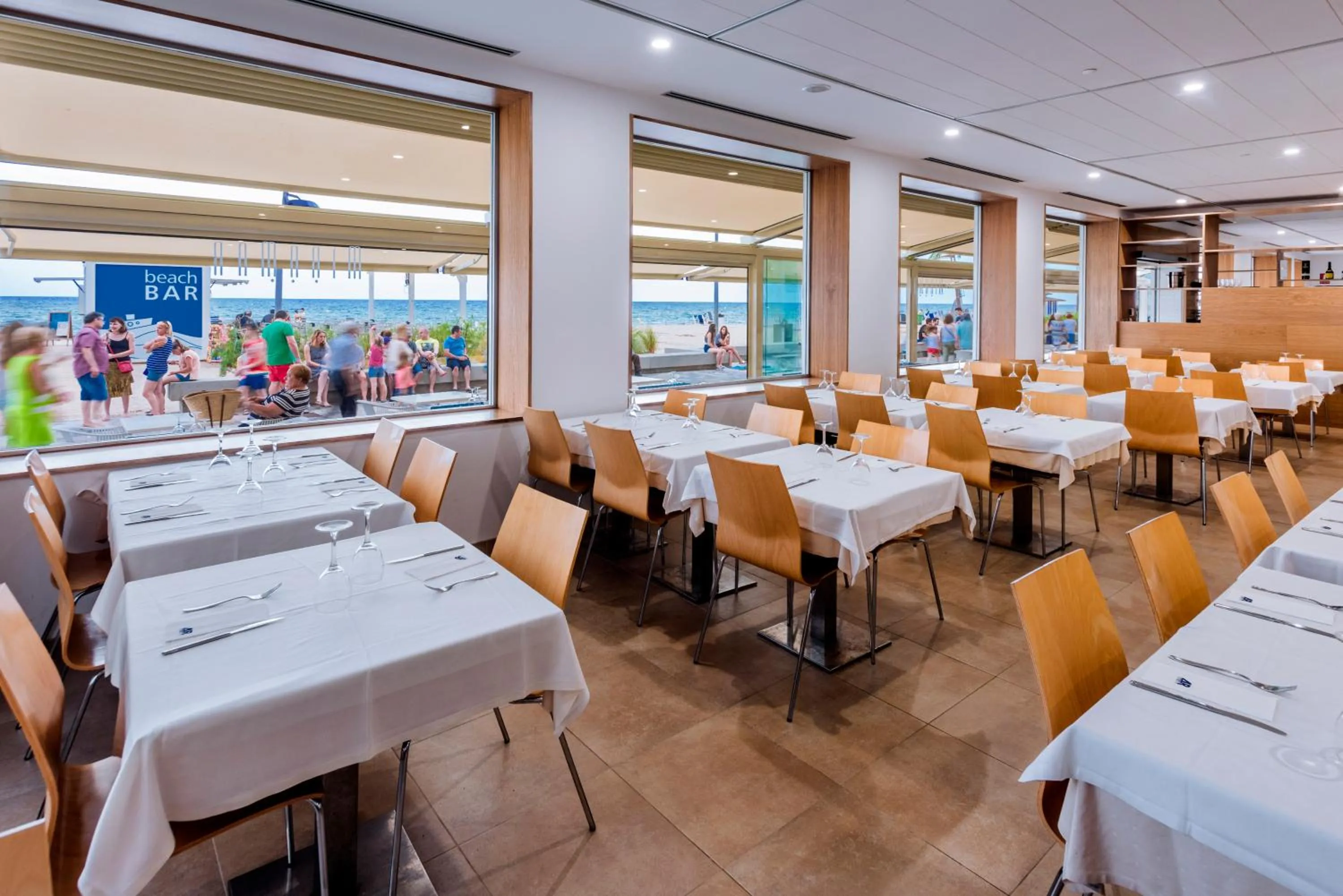 Restaurant/places to eat in 4R Miramar Calafell