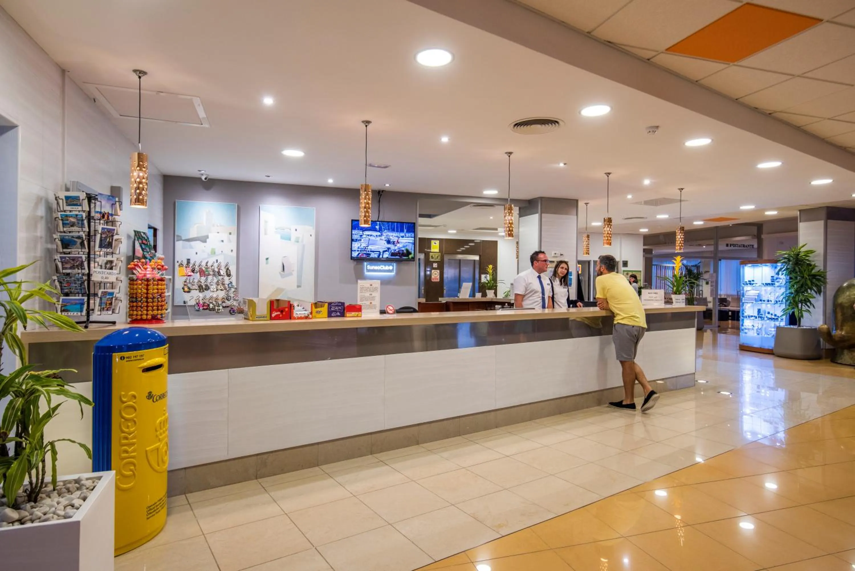 Lobby or reception in Hotel Caribe