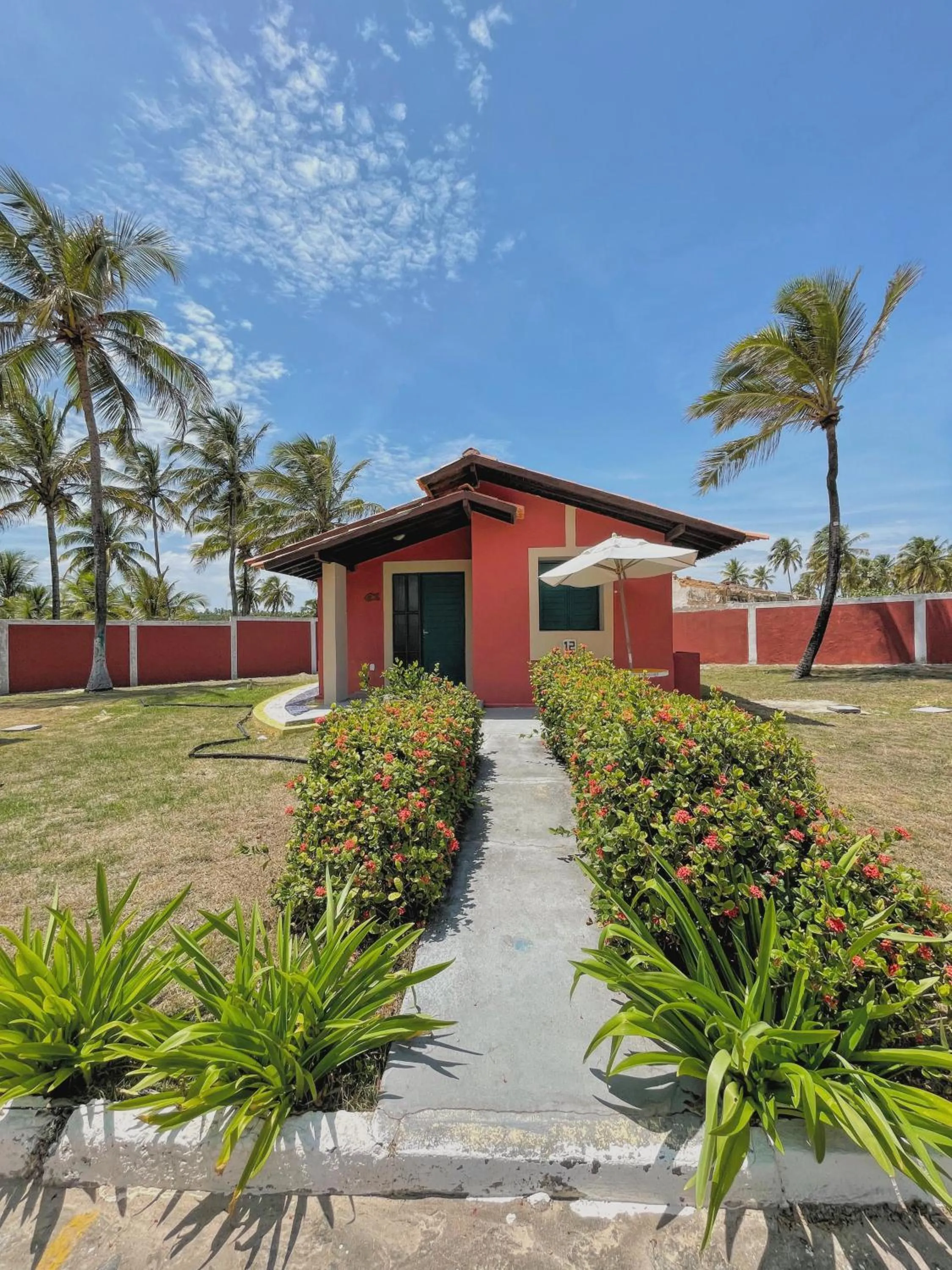 Property building in Pousada Paradise