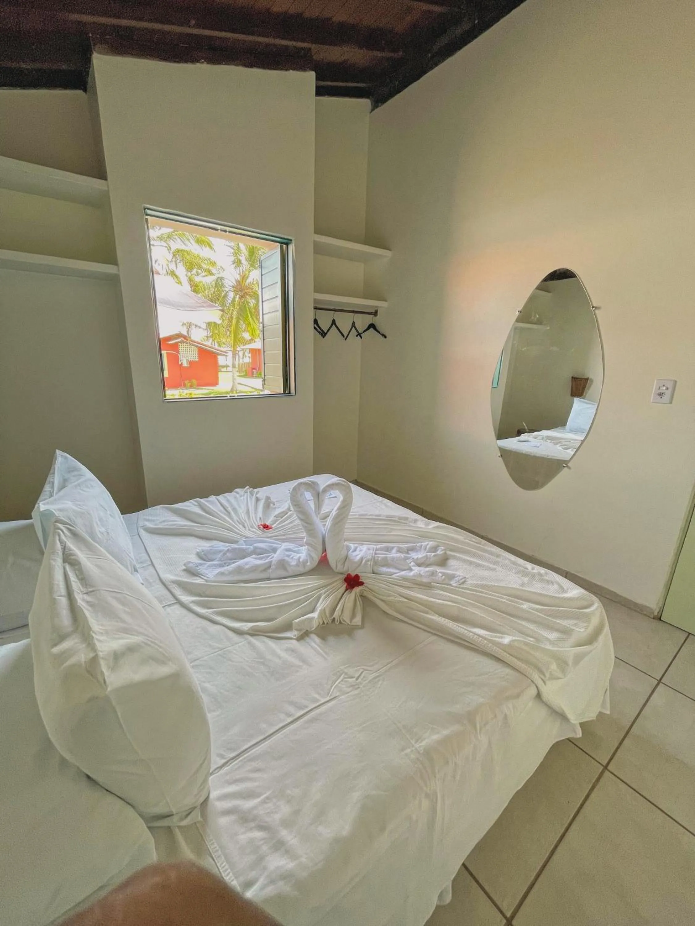 Photo of the whole room, Bed in Pousada Paradise
