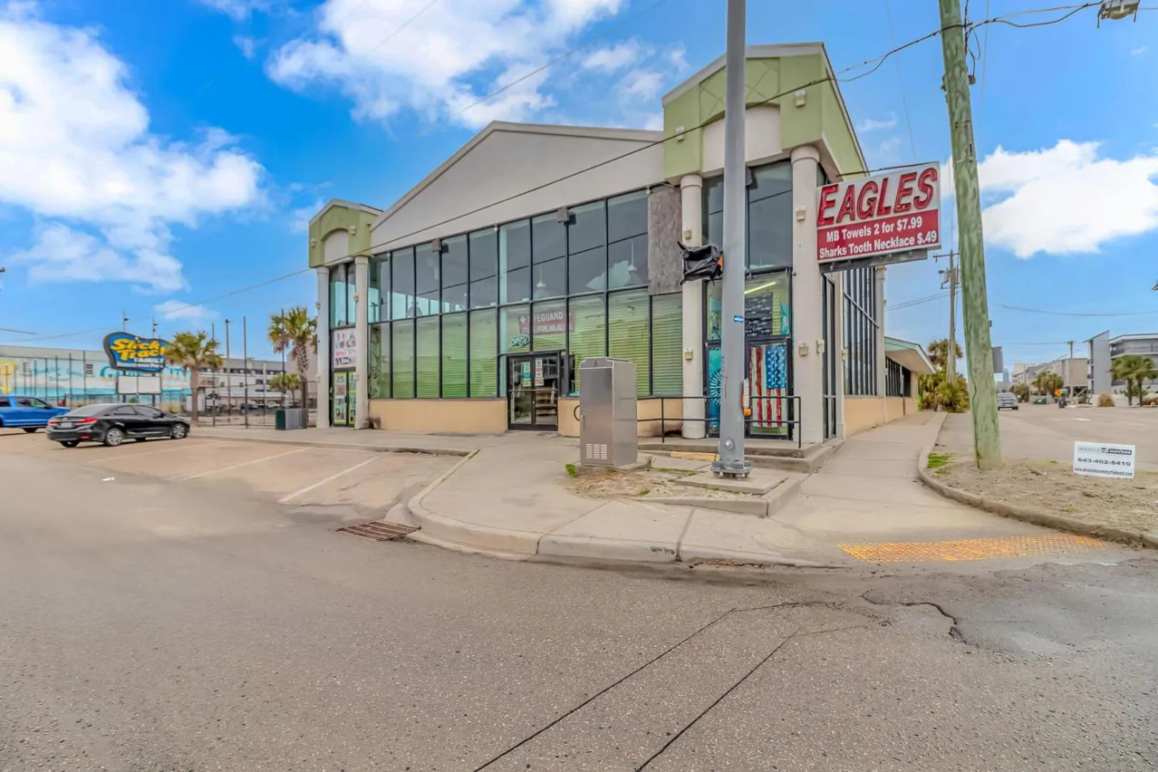 125 Atlantic Avenue Unit F - Pet Friendly! Walk To The Beach and Pier! 1BR -1BA - Sleeps 2-4 guests!