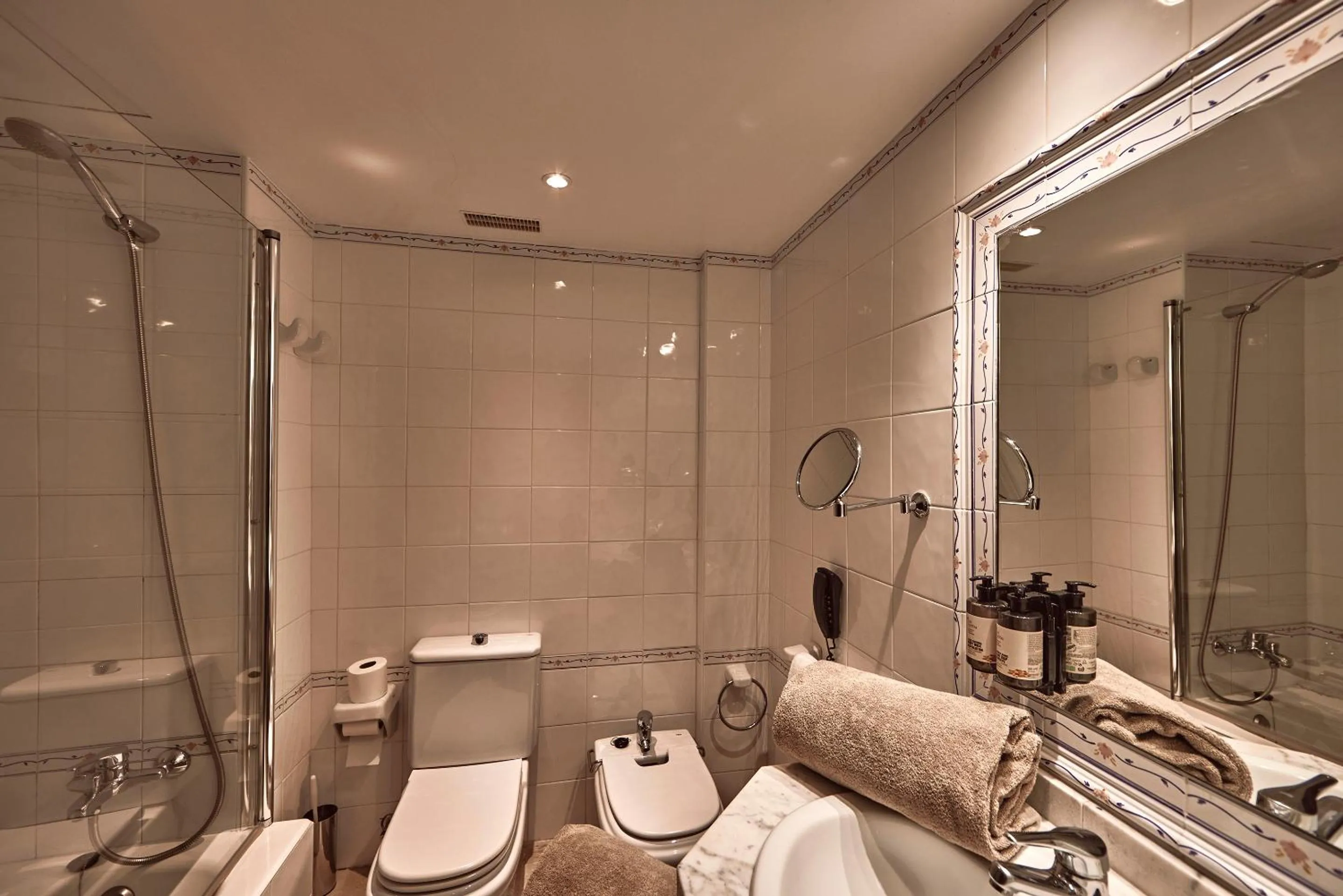 Bathroom in Maristel Hotel & Spa - Adults Only