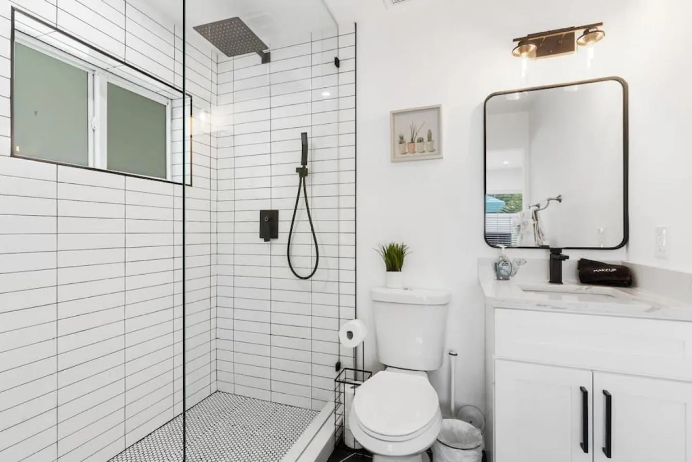 Shower in Delilas Chic 3 Bedroom 2 bath Abode with Heated Pool