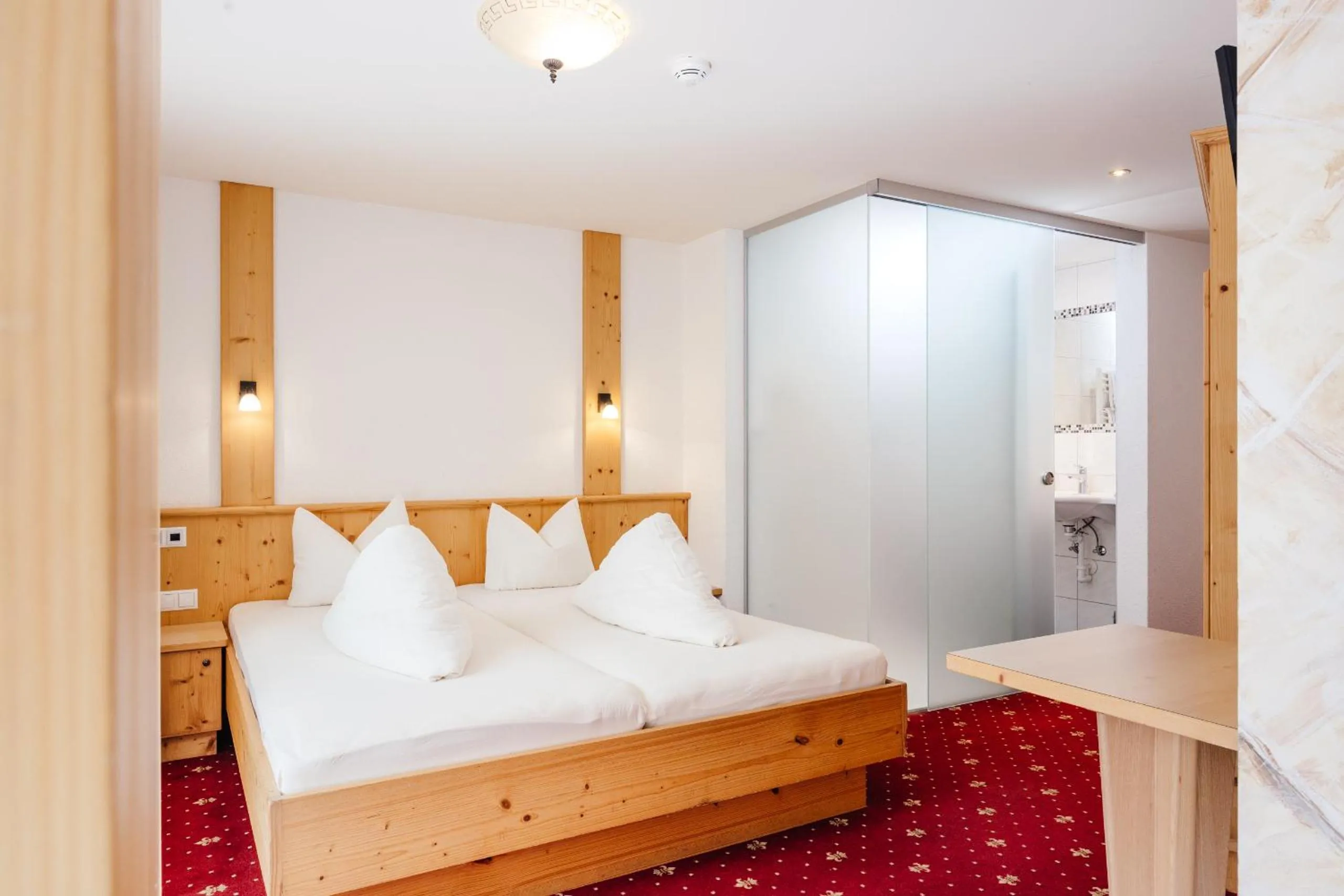 Photo of the whole room, Bed in Hotel Andrea
