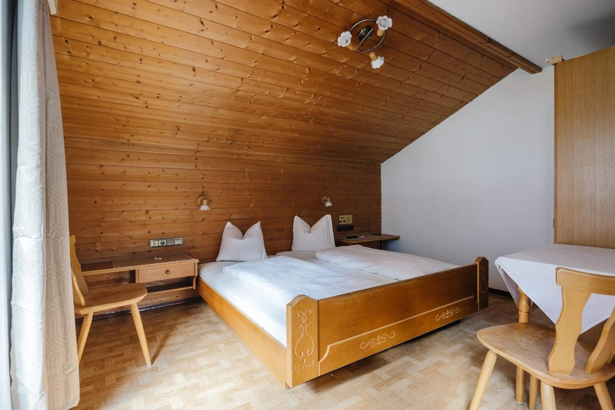 Photo of the whole room, Bed in Hotel Andrea