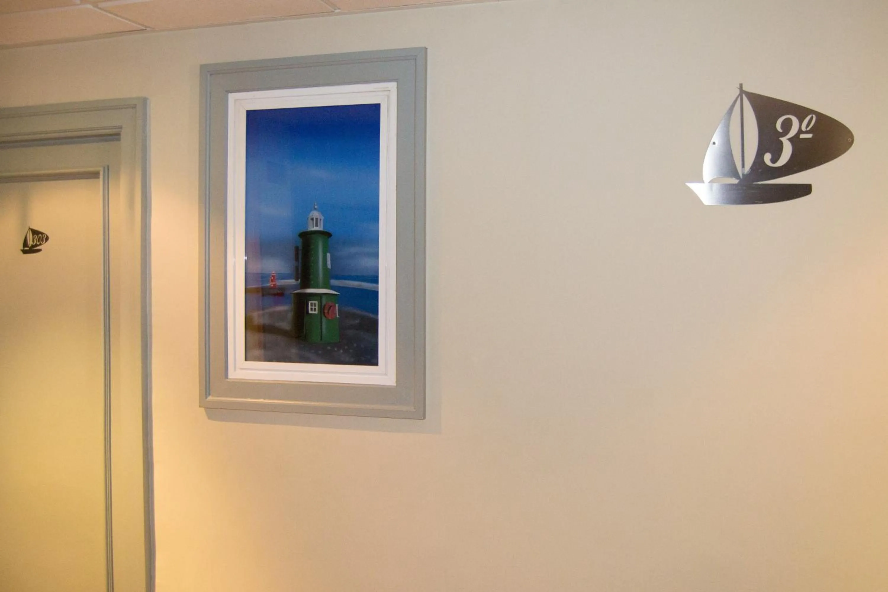 Logo/Certificate/Sign in Hotel Nautico