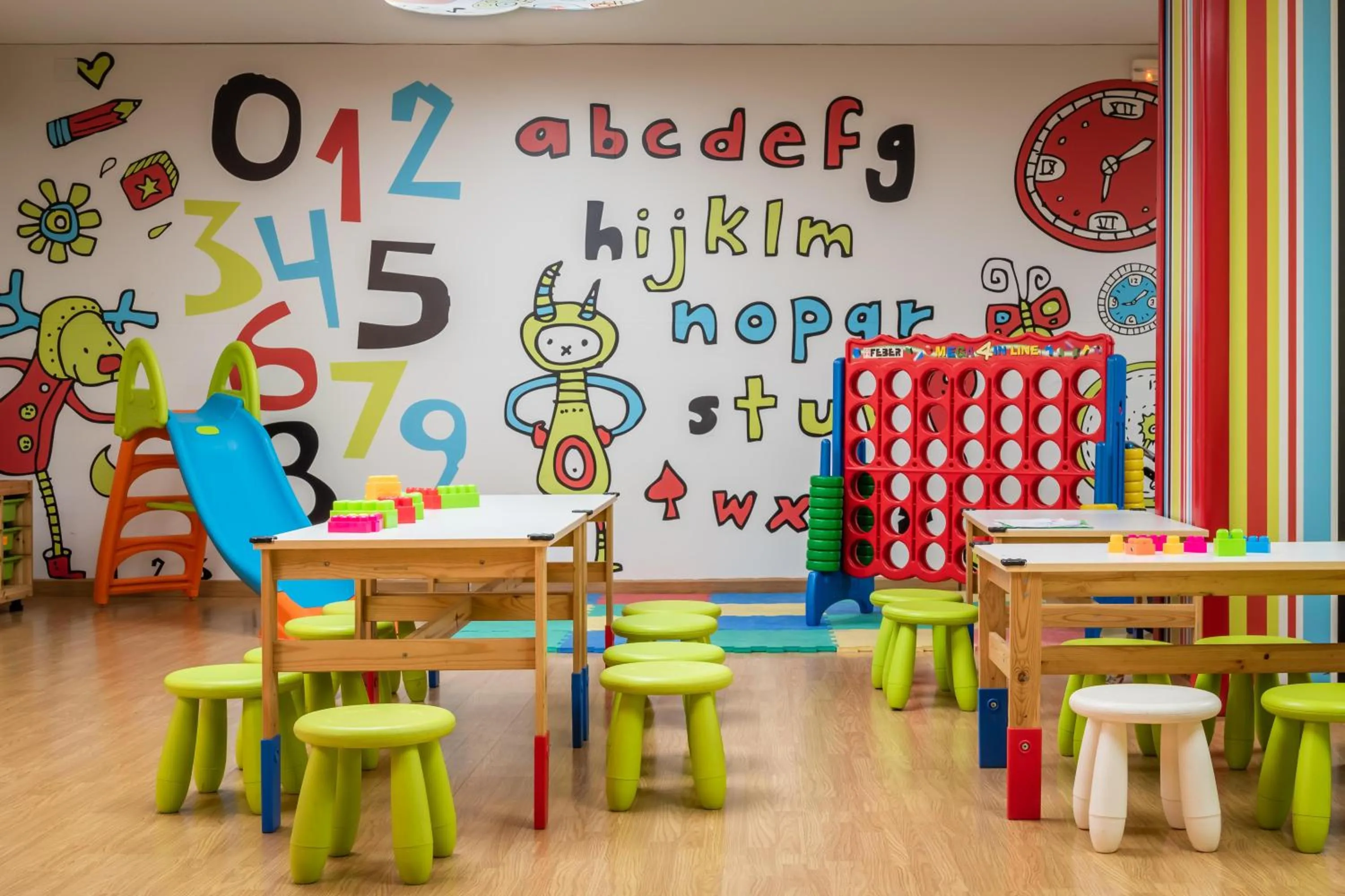 children in ALEGRIA Florida