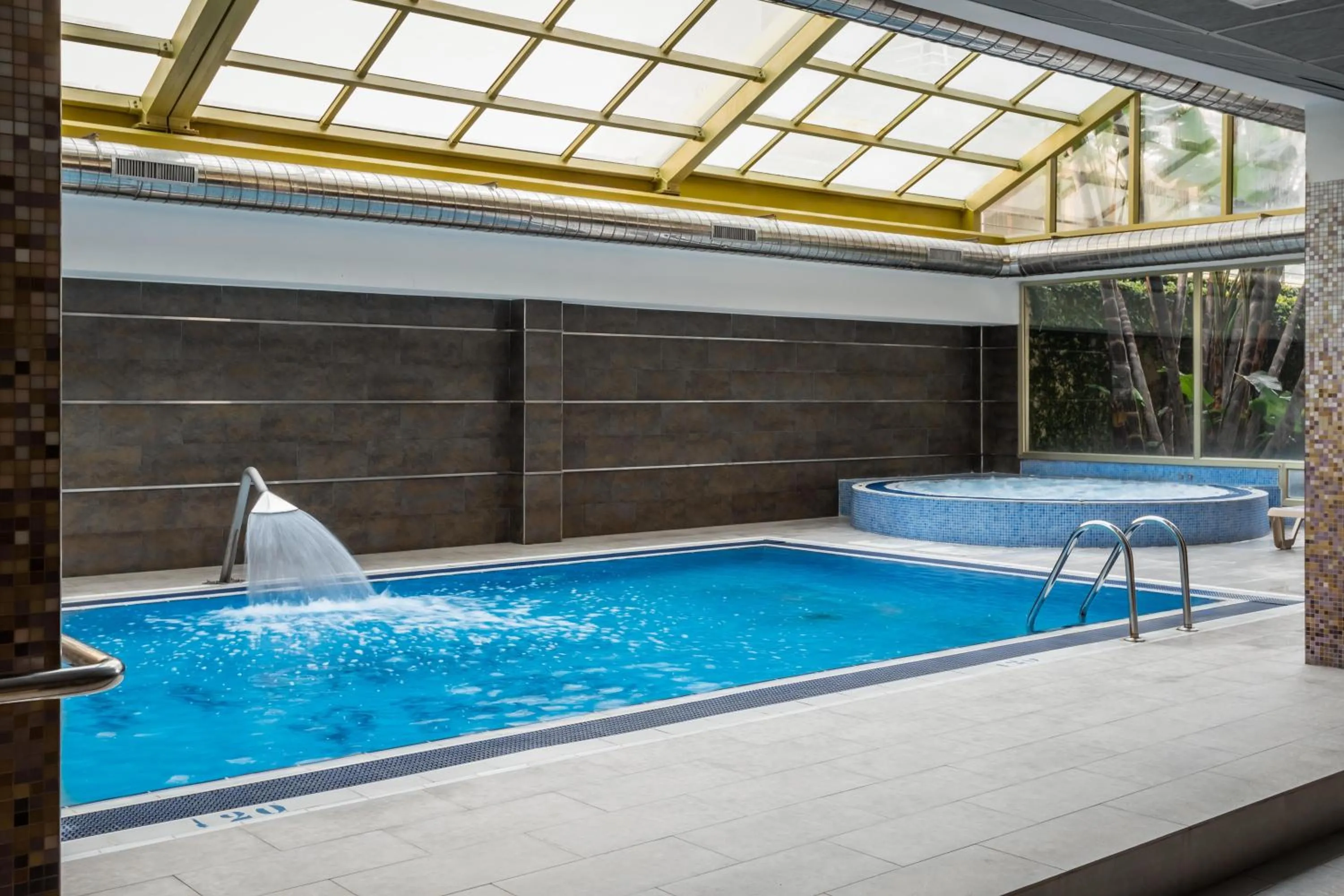 Swimming pool in ALEGRIA Florida