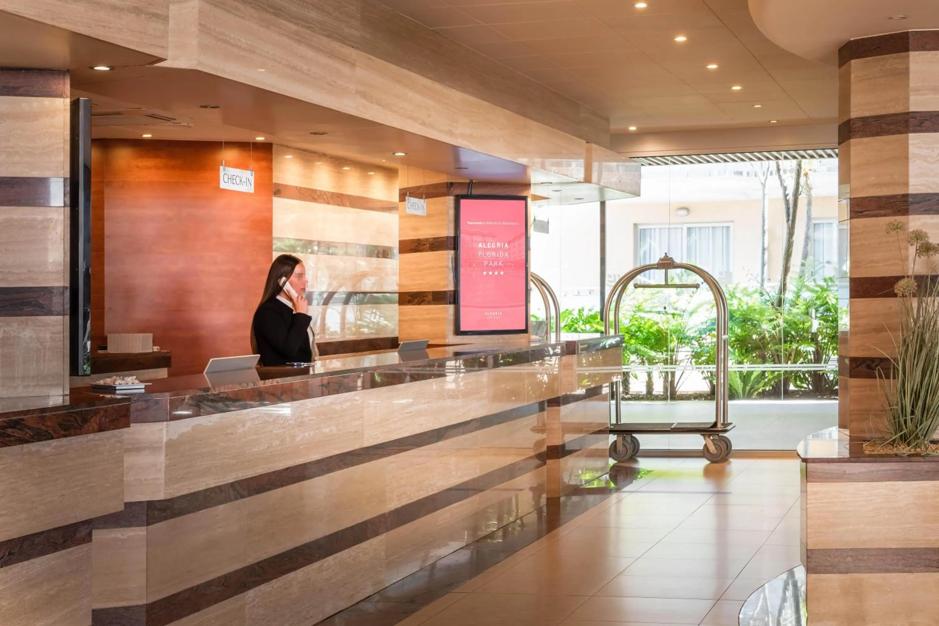 Lobby or reception in ALEGRIA Florida