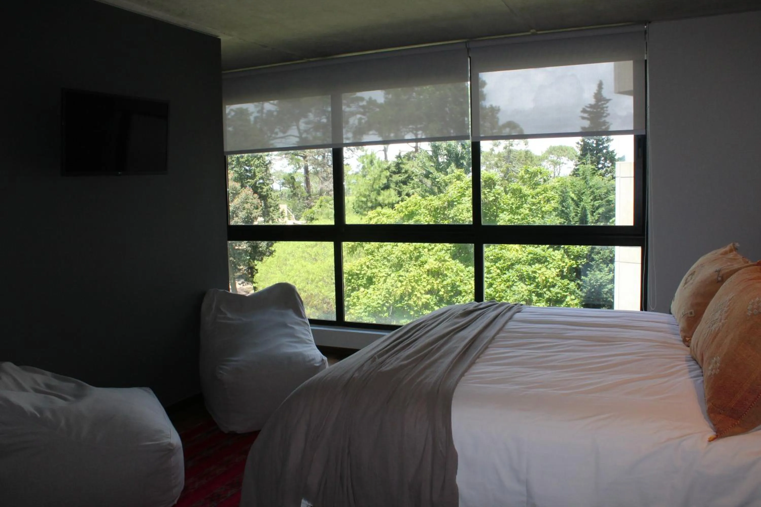 Bed in Be House Suites & Spa