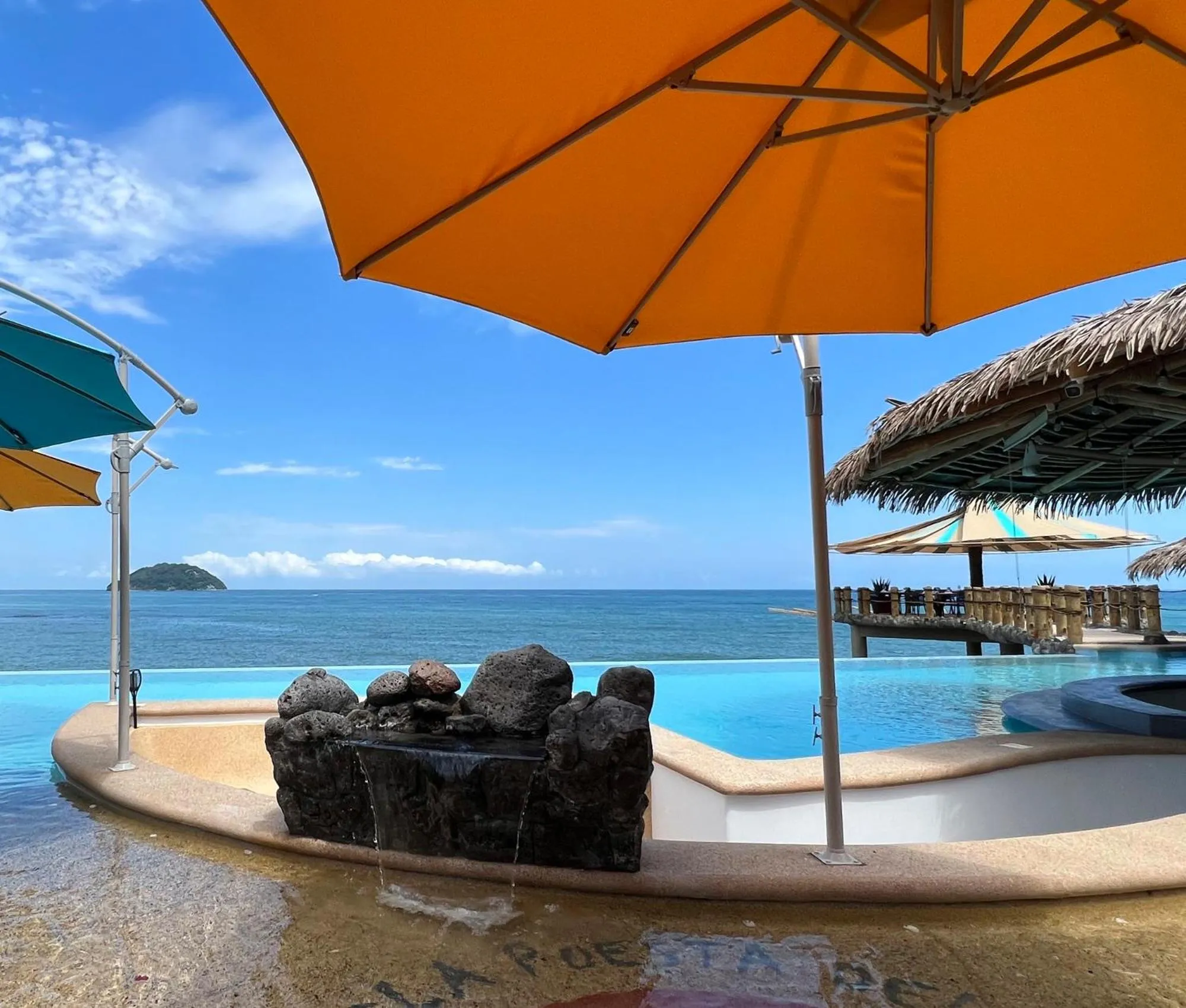 Swimming pool in Sunset Island Villas Riviera Nayarit
