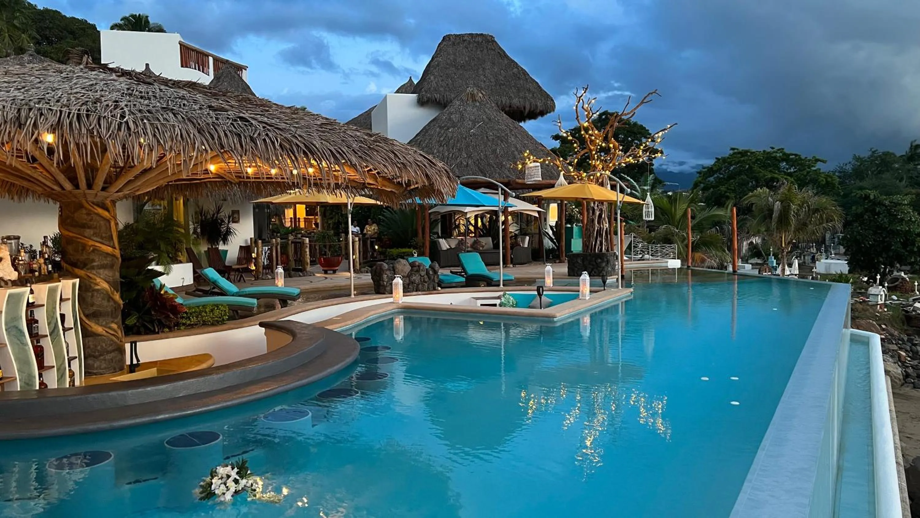 Swimming pool in Sunset Island Villas Riviera Nayarit