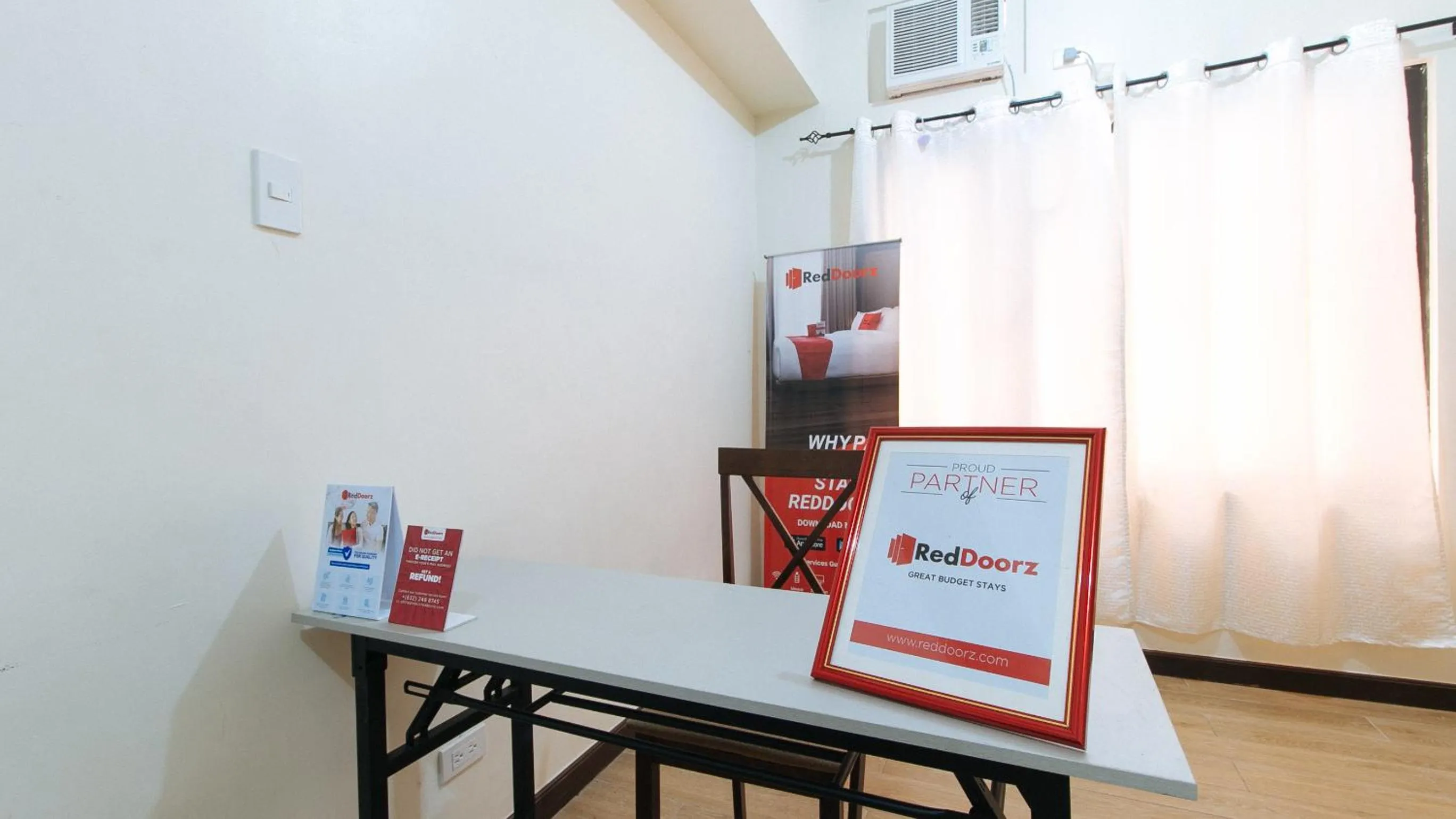 Lobby or reception in Maro Bianco's Inn Lubao Pampanga by RedDoorz