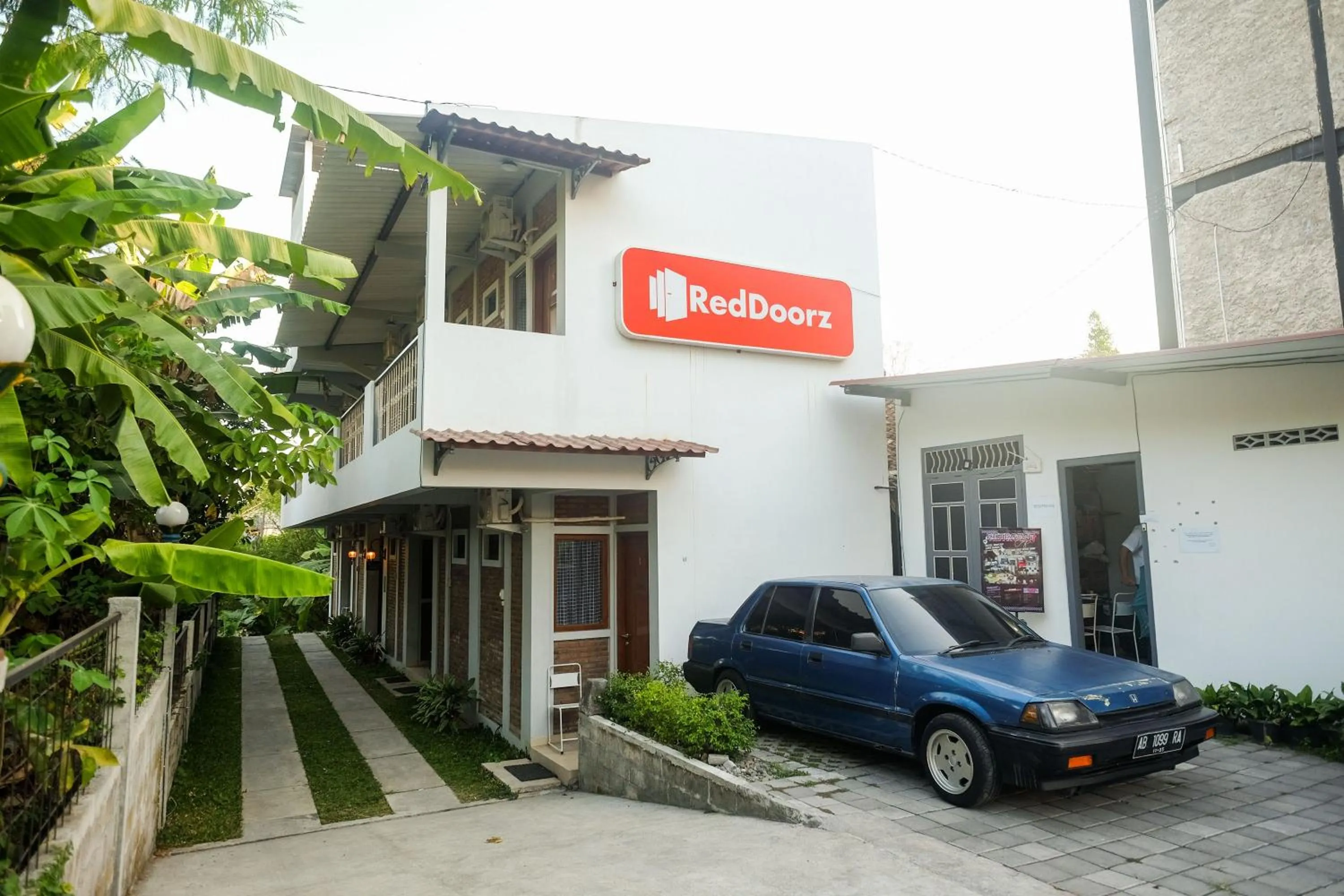 Property building in RedDoorz @ Jalan Ringroad Selatan 2